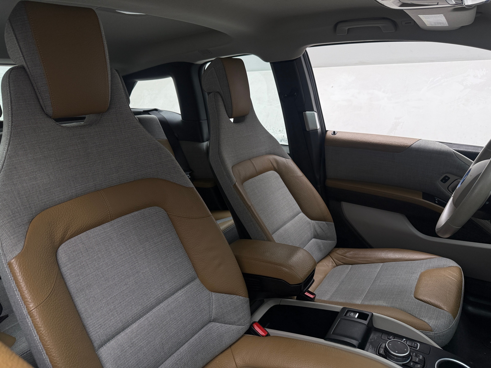 Thumbnail: 2015 BMW i3 - 2