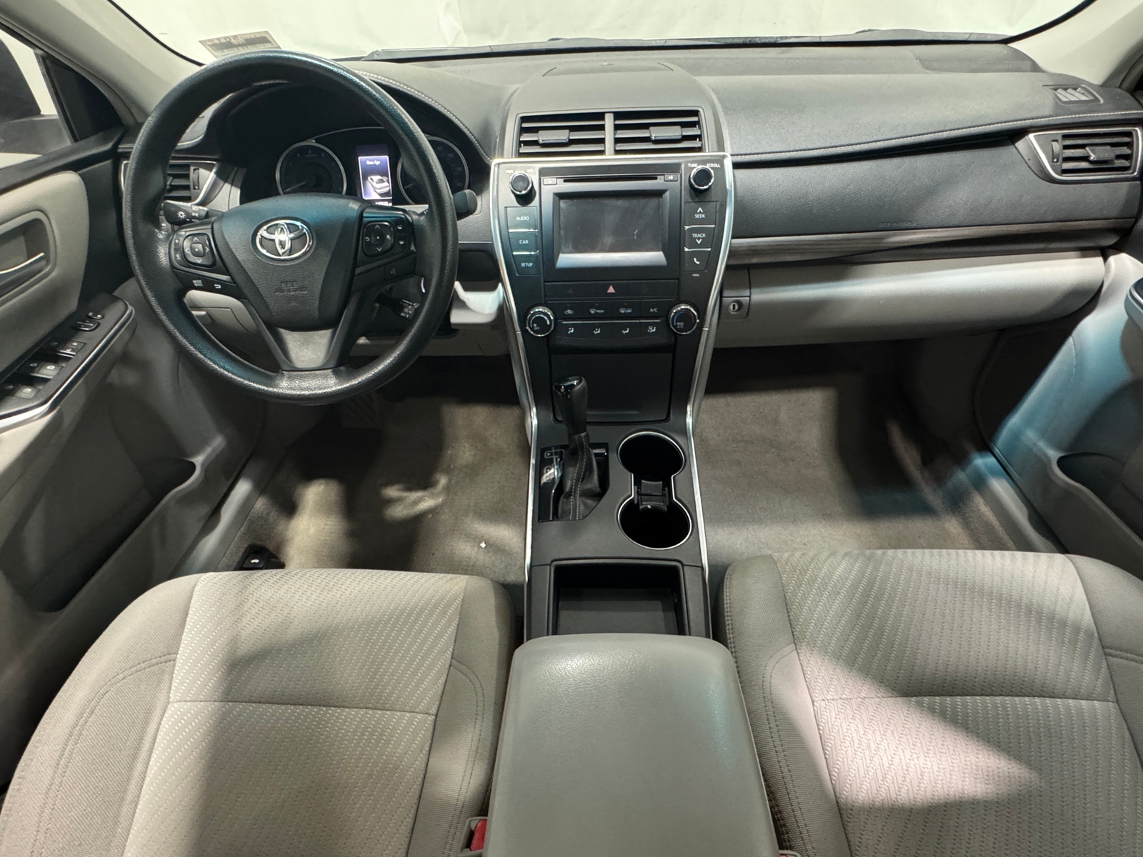 Thumbnail: 2016 Toyota Camry - 3