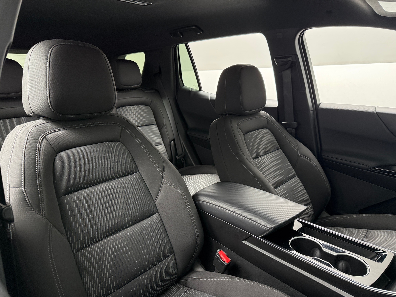 Thumbnail: 2025 Chevrolet Equinox - 2