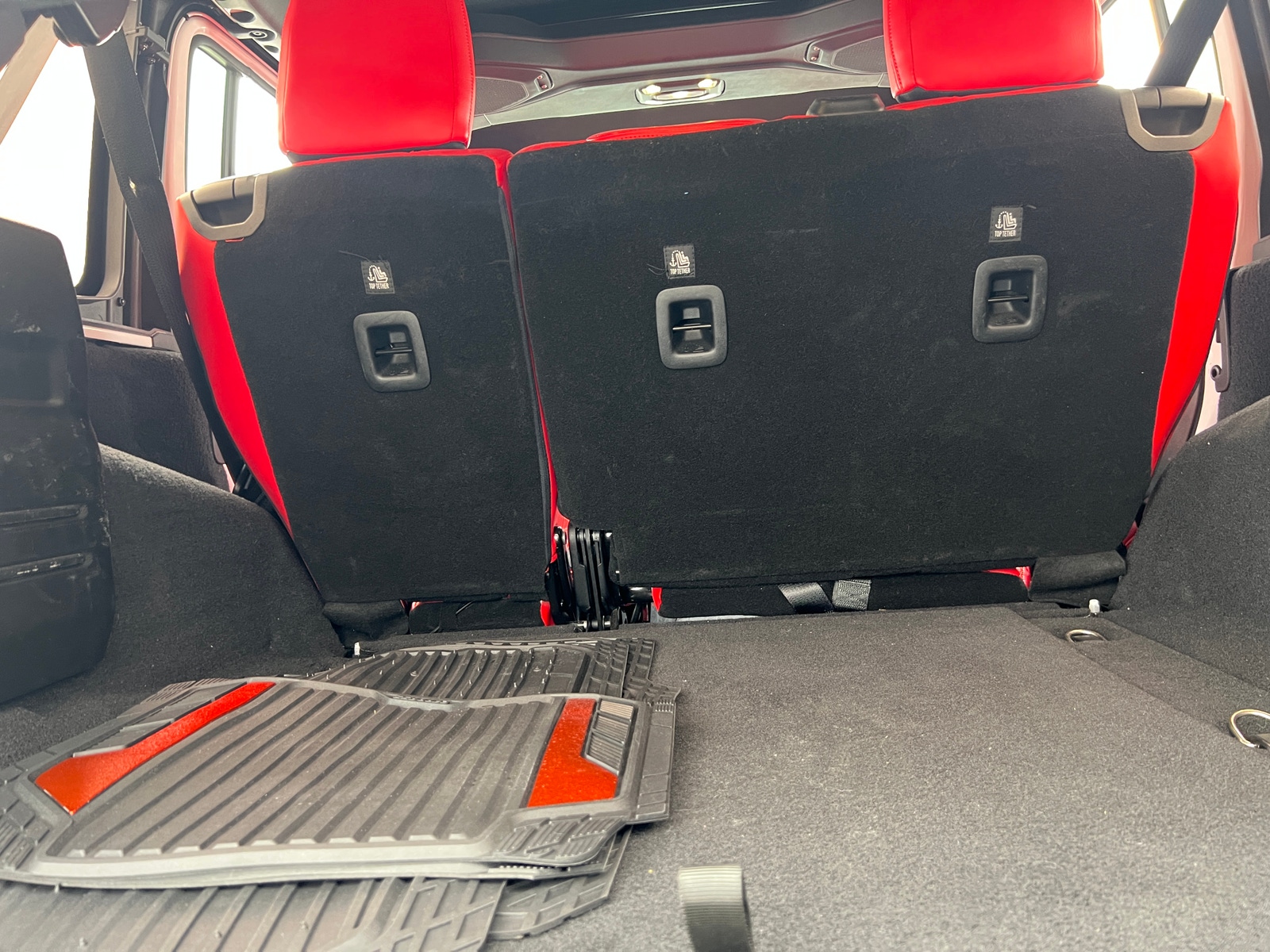 Thumbnail: 2021 Jeep Wrangler - 7