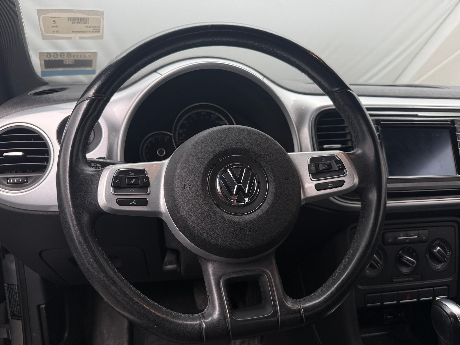 Thumbnail: 2016 Volkswagen Beetle - 3