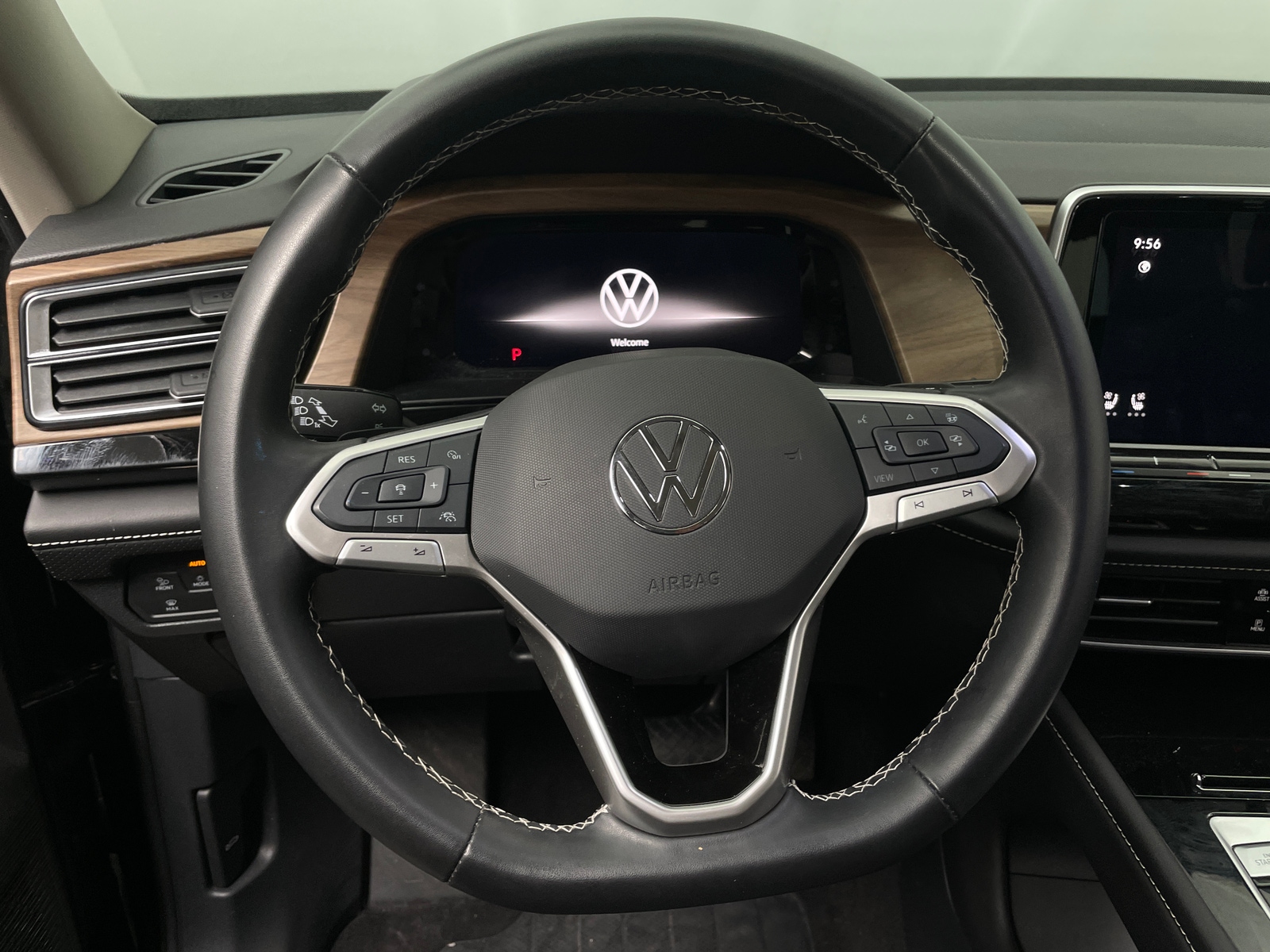 Thumbnail: 2025 Volkswagen Atlas - 4