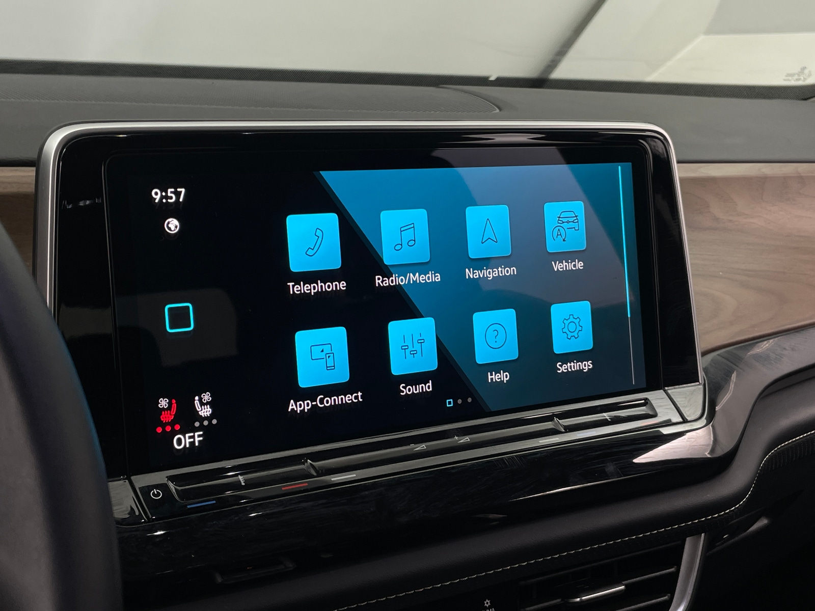 Thumbnail: 2025 Volkswagen Atlas - 3