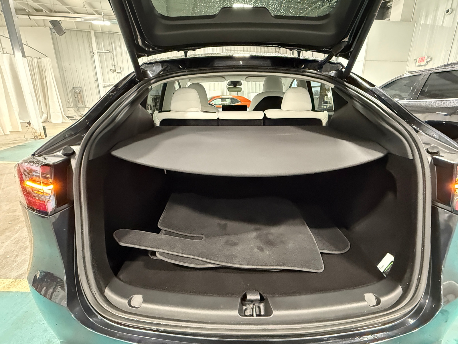 Thumbnail: 2025 Tesla Model Y - 6