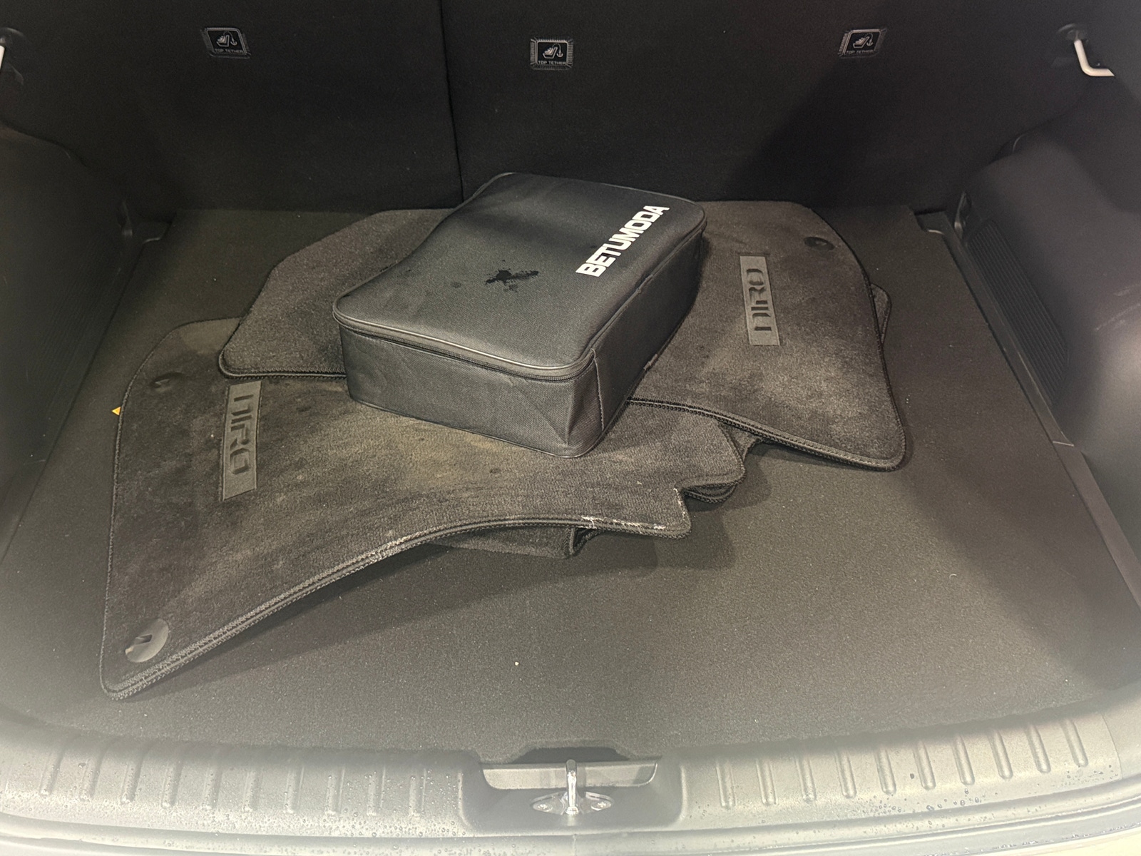 Thumbnail: 2024 Kia Niro - 7