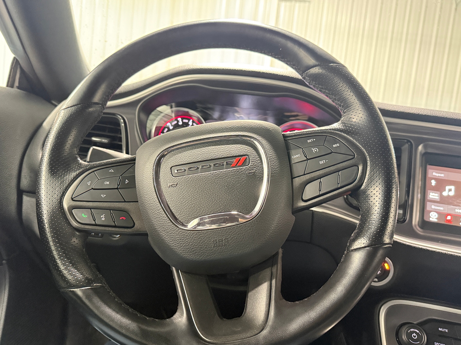 Thumbnail: 2021 Dodge Challenger - 4