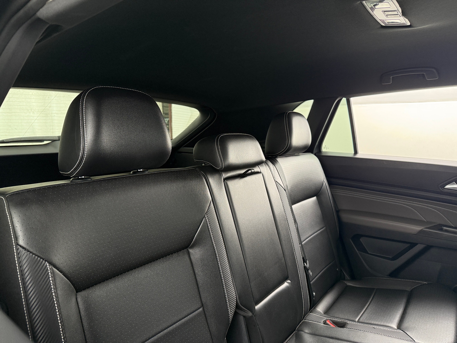 Thumbnail: 2022 Volkswagen Atlas - 5