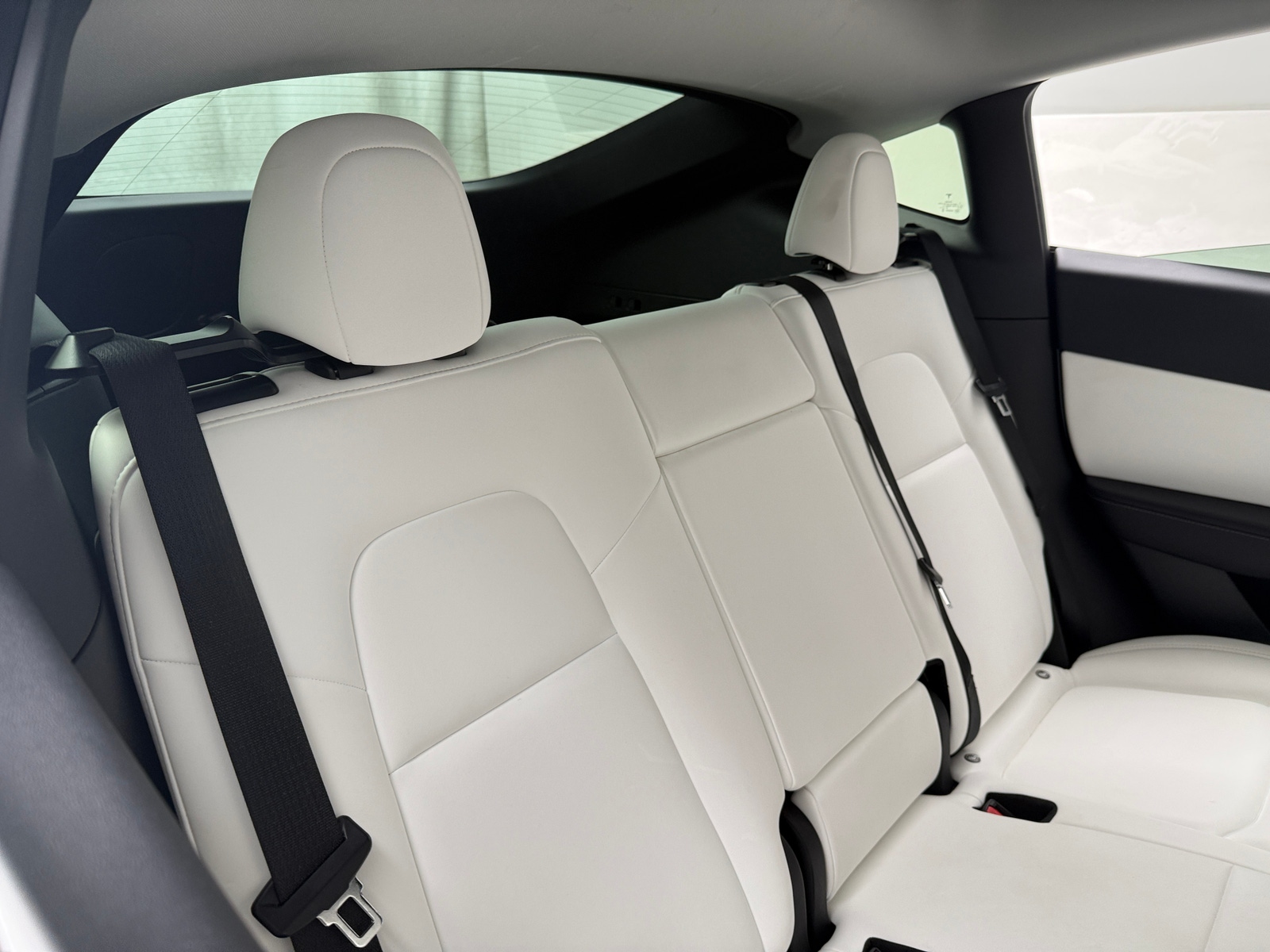 Thumbnail: 2022 Tesla Model Y - 5