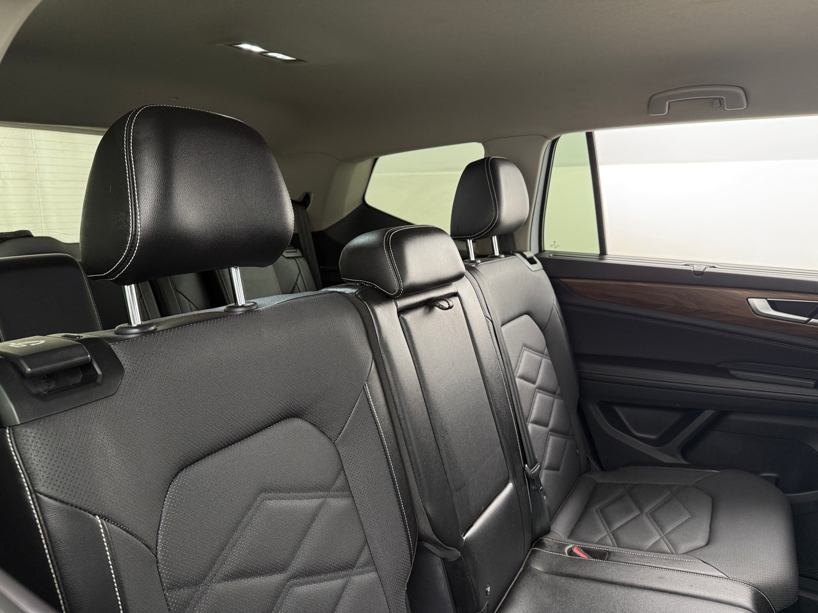 Thumbnail: 2024 Volkswagen Atlas - 5