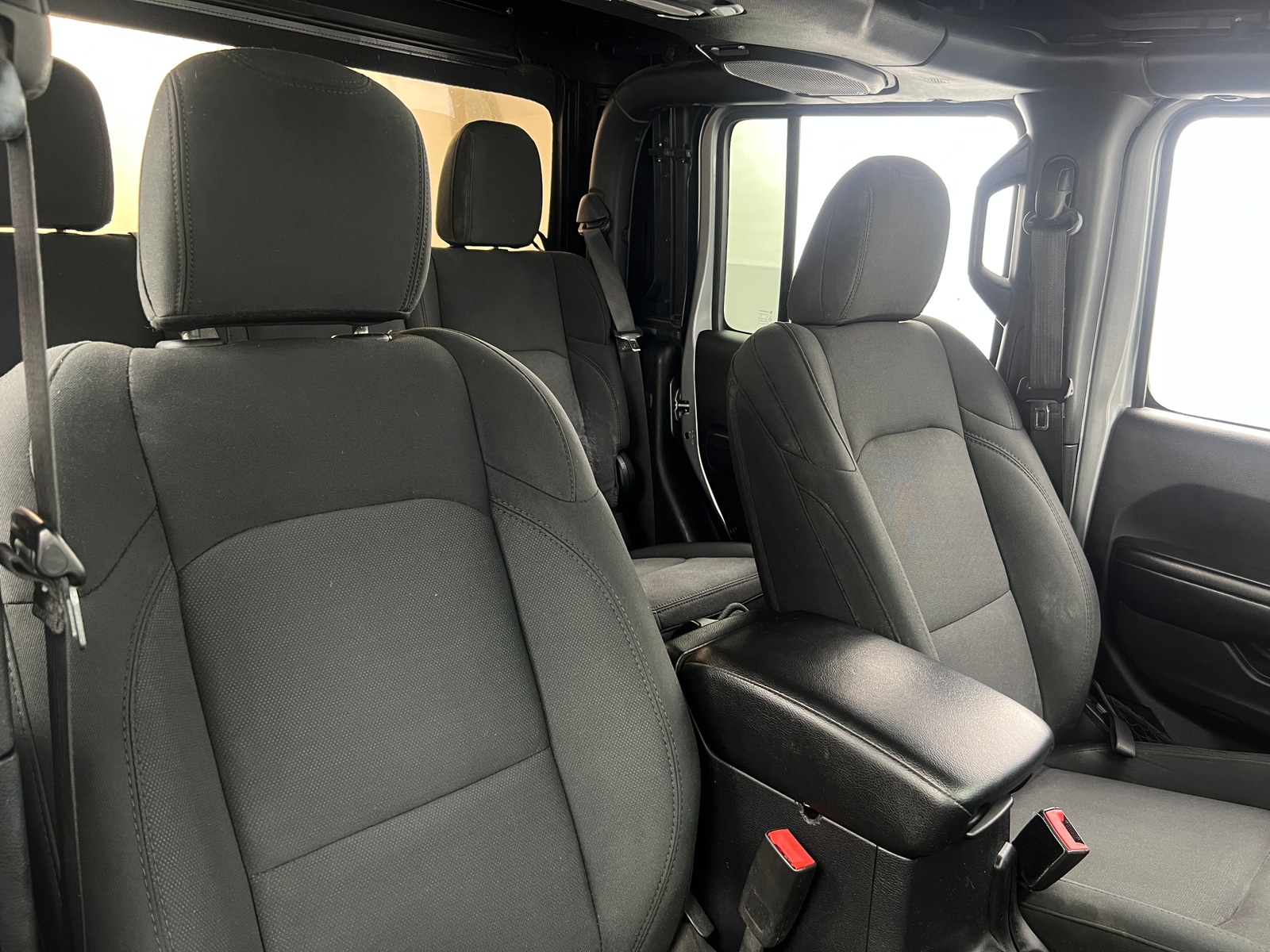 Thumbnail: 2020 Jeep Gladiator - 2