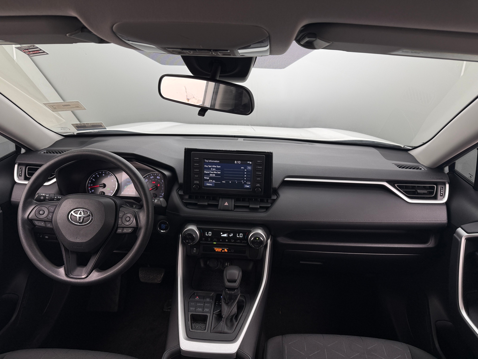 Thumbnail: 2019 Toyota RAV4 - 3