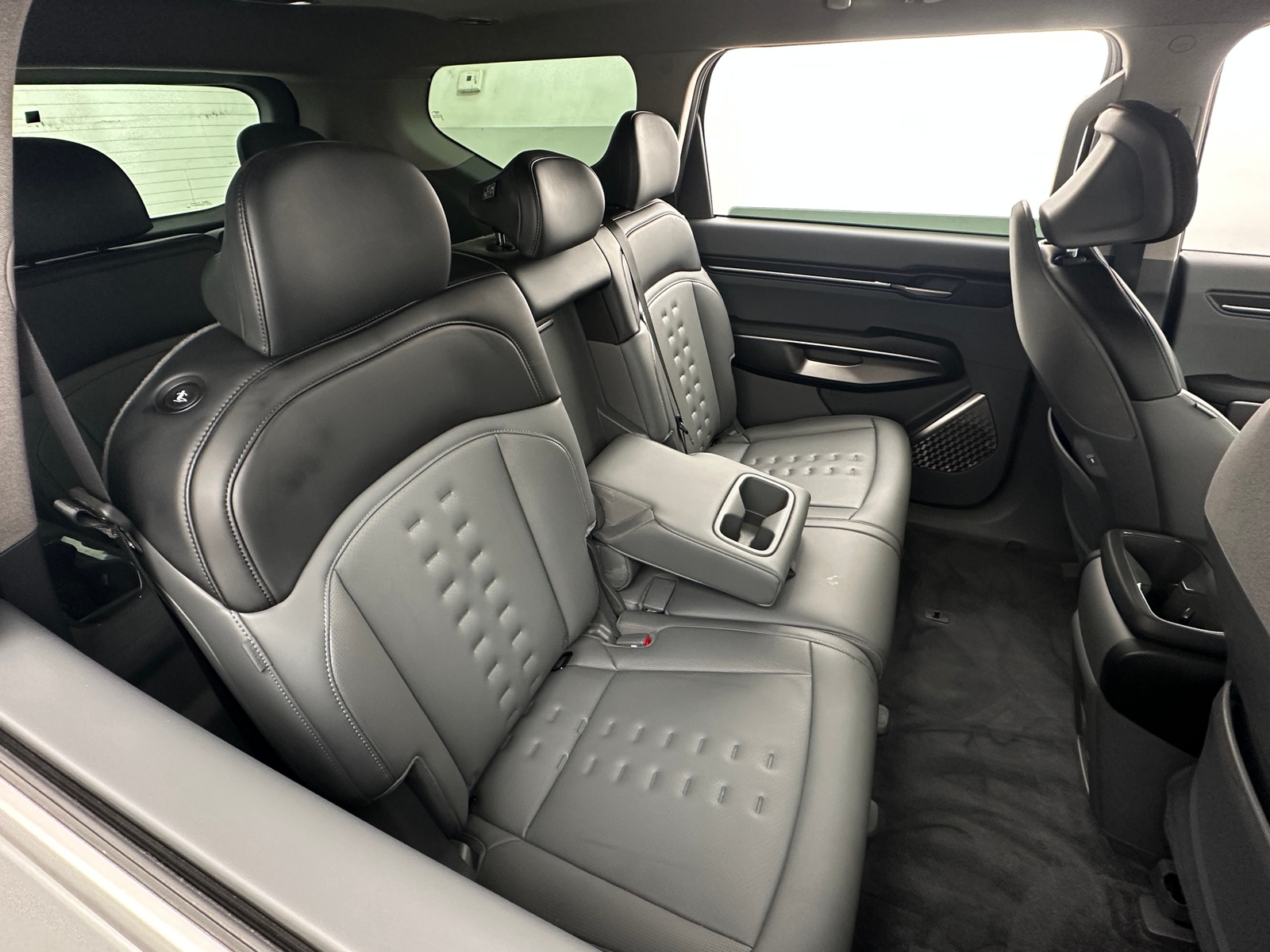 Thumbnail: 2024 Kia EV9 - 5