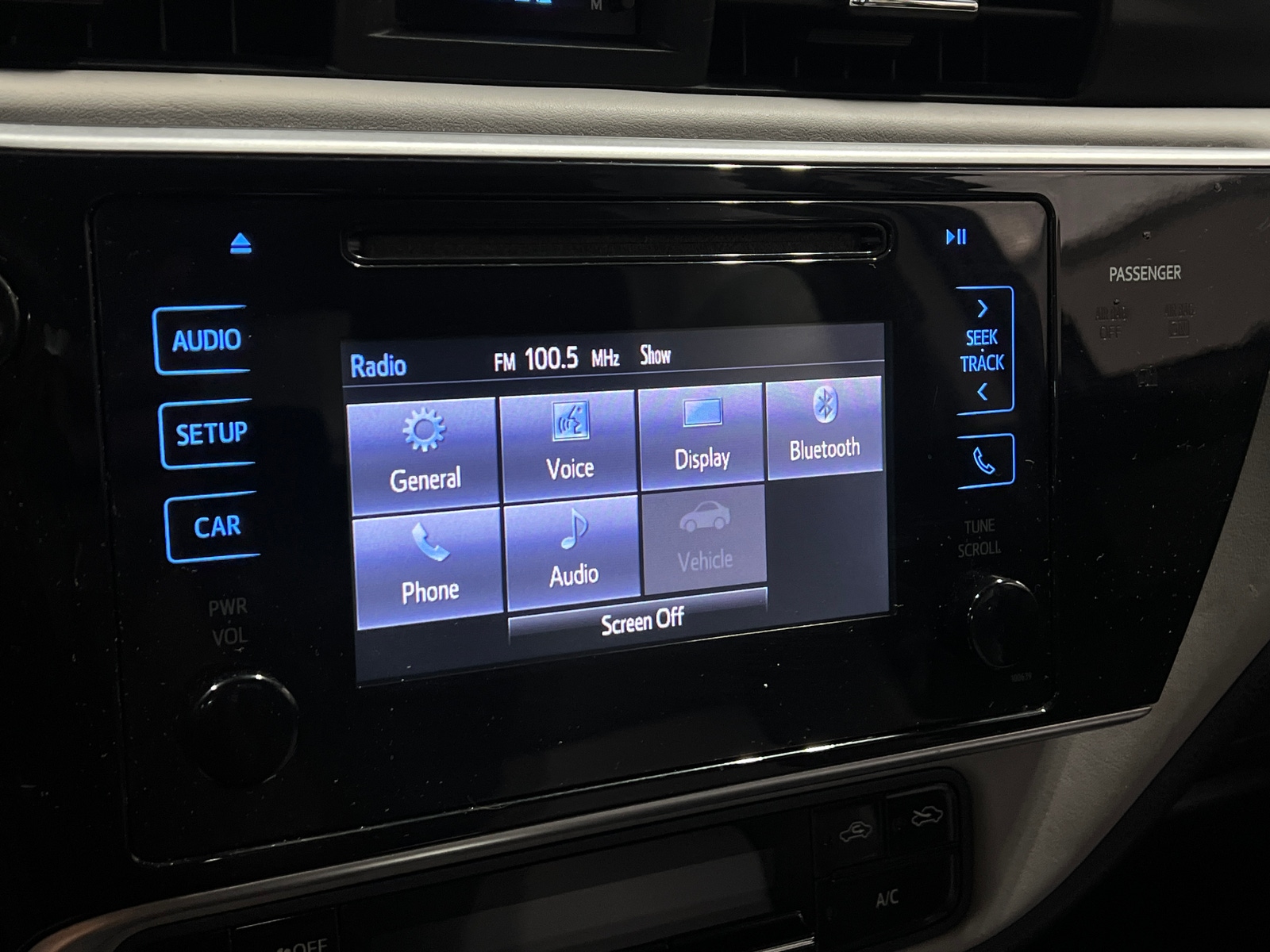 Thumbnail: 2017 Toyota Corolla - 4