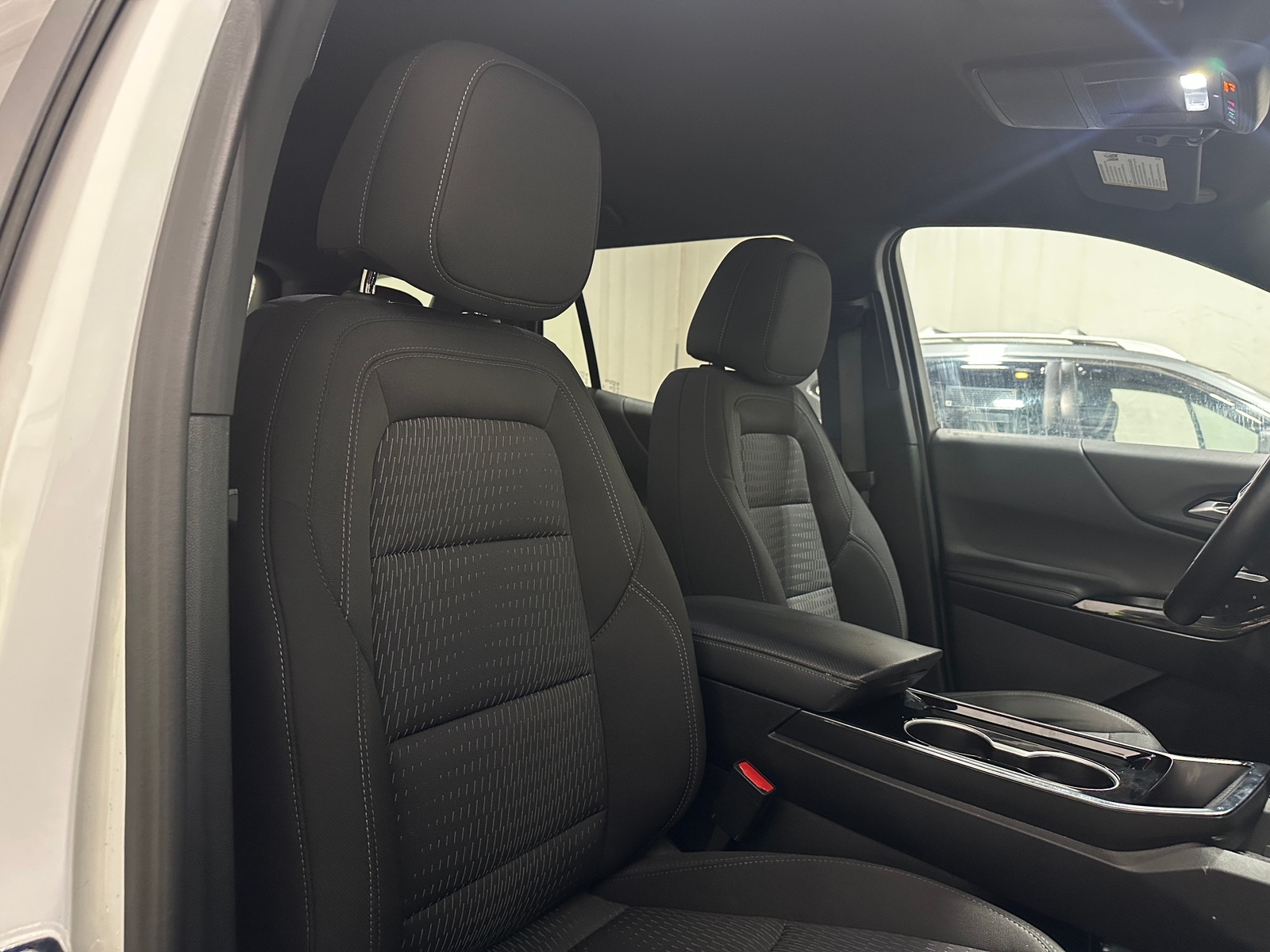 Thumbnail: 2025 Chevrolet Equinox - 2