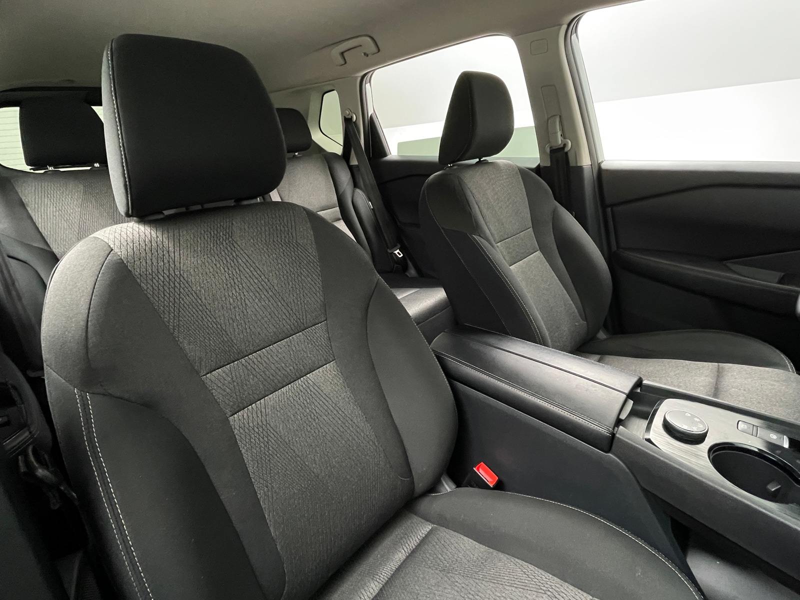 Thumbnail: 2025 Nissan Rogue - 2