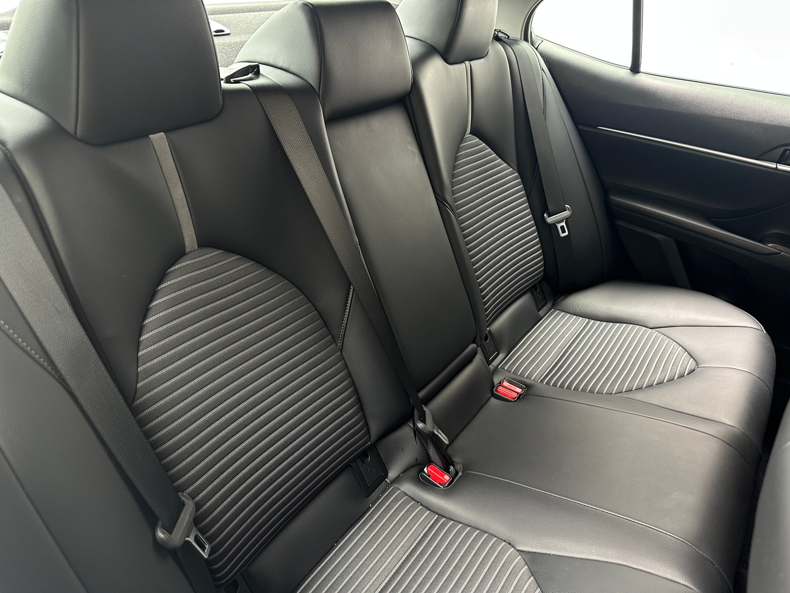 Thumbnail: 2022 Toyota Camry - 5