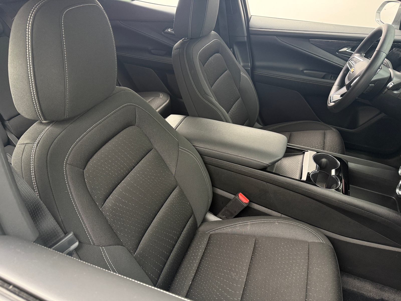 Thumbnail: 2025 Chevrolet Blazer EV - 2