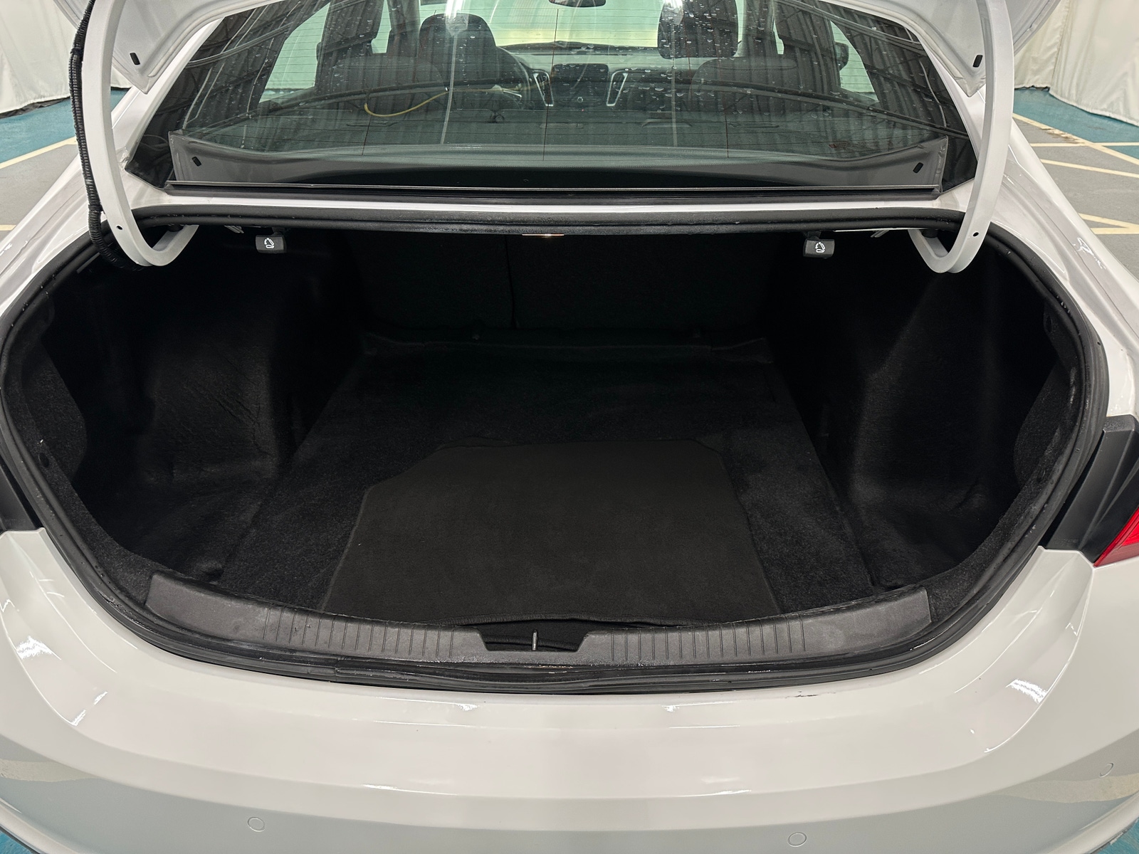 Thumbnail: 2024 Chevrolet Malibu - 7