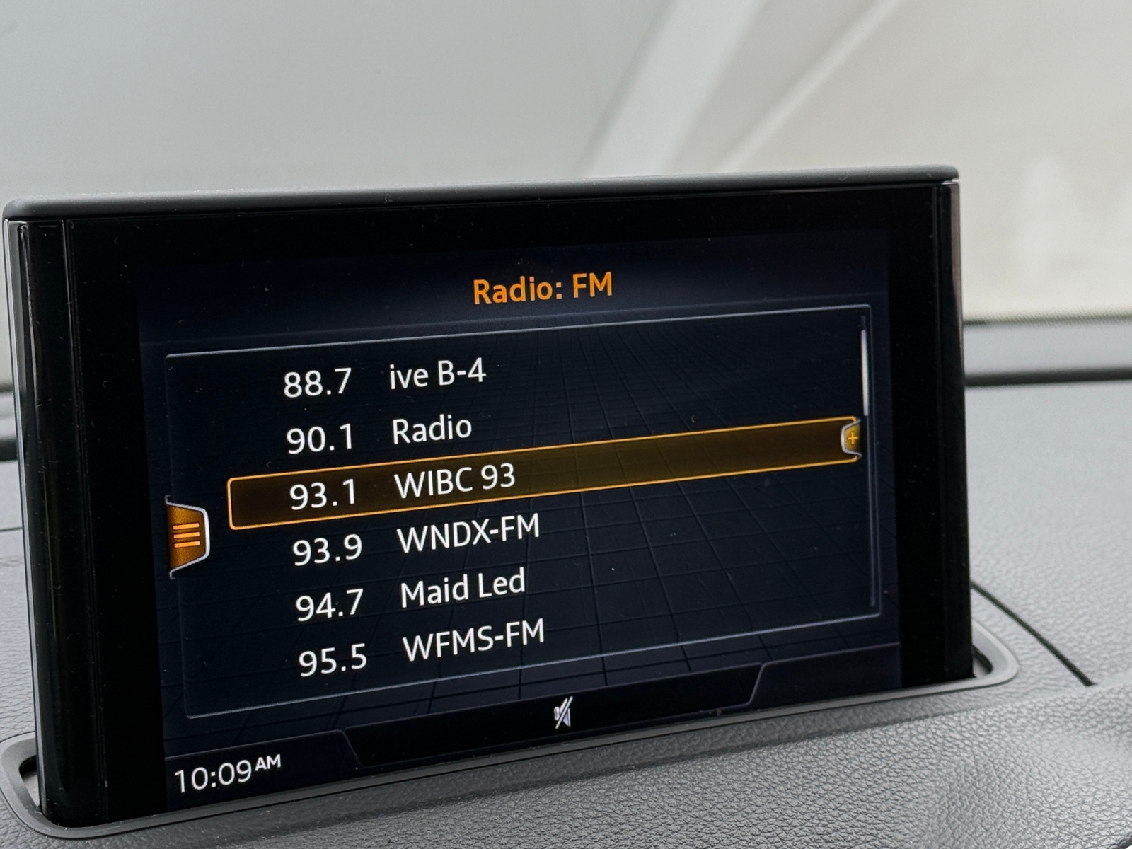 Thumbnail: 2017 Audi A3 - 3