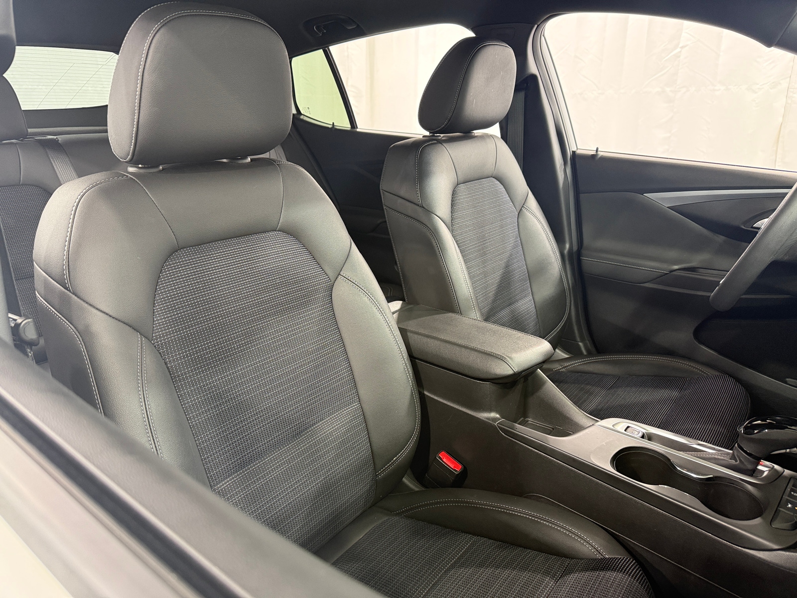 Thumbnail: 2025 Buick Envista - 2