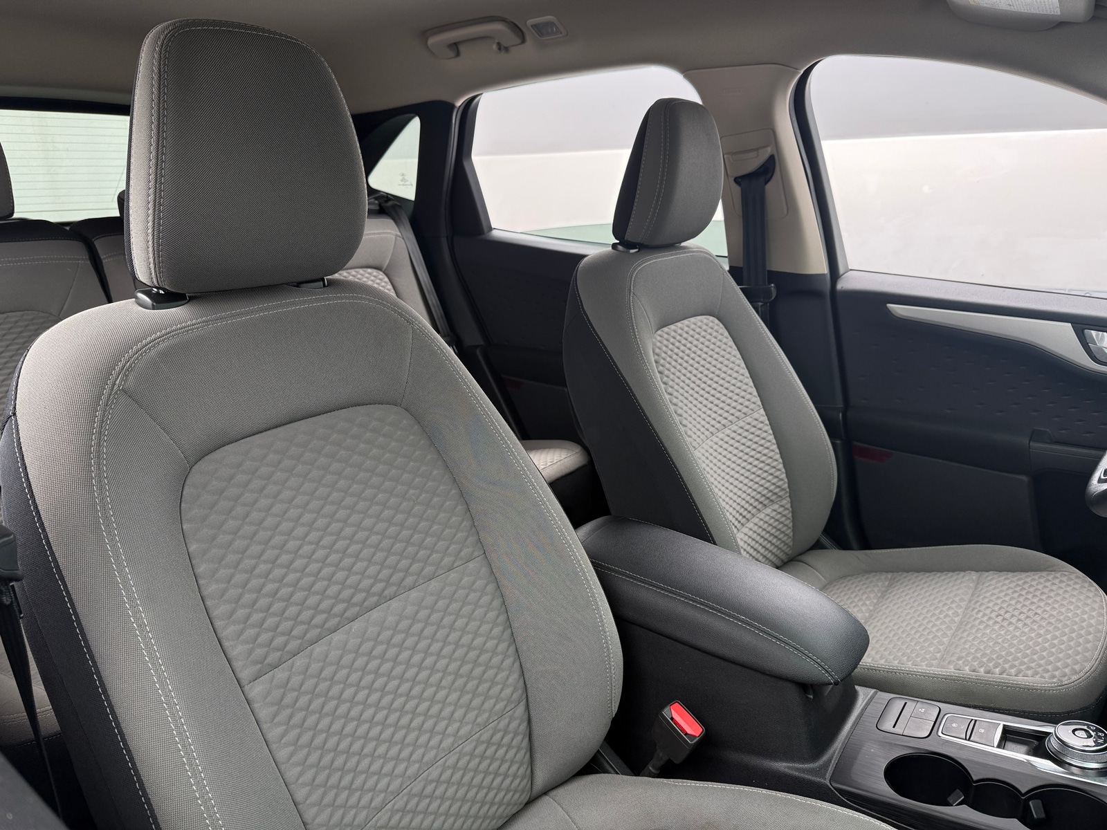 Thumbnail: 2020 Ford Escape - 2