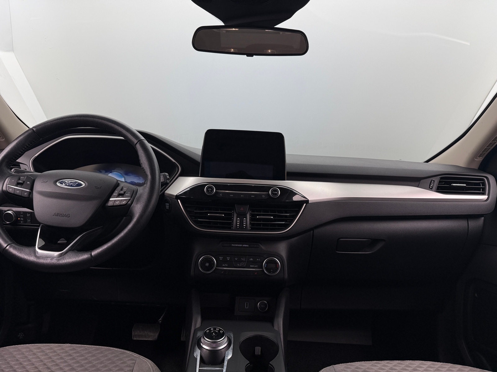 Thumbnail: 2020 Ford Escape - 3