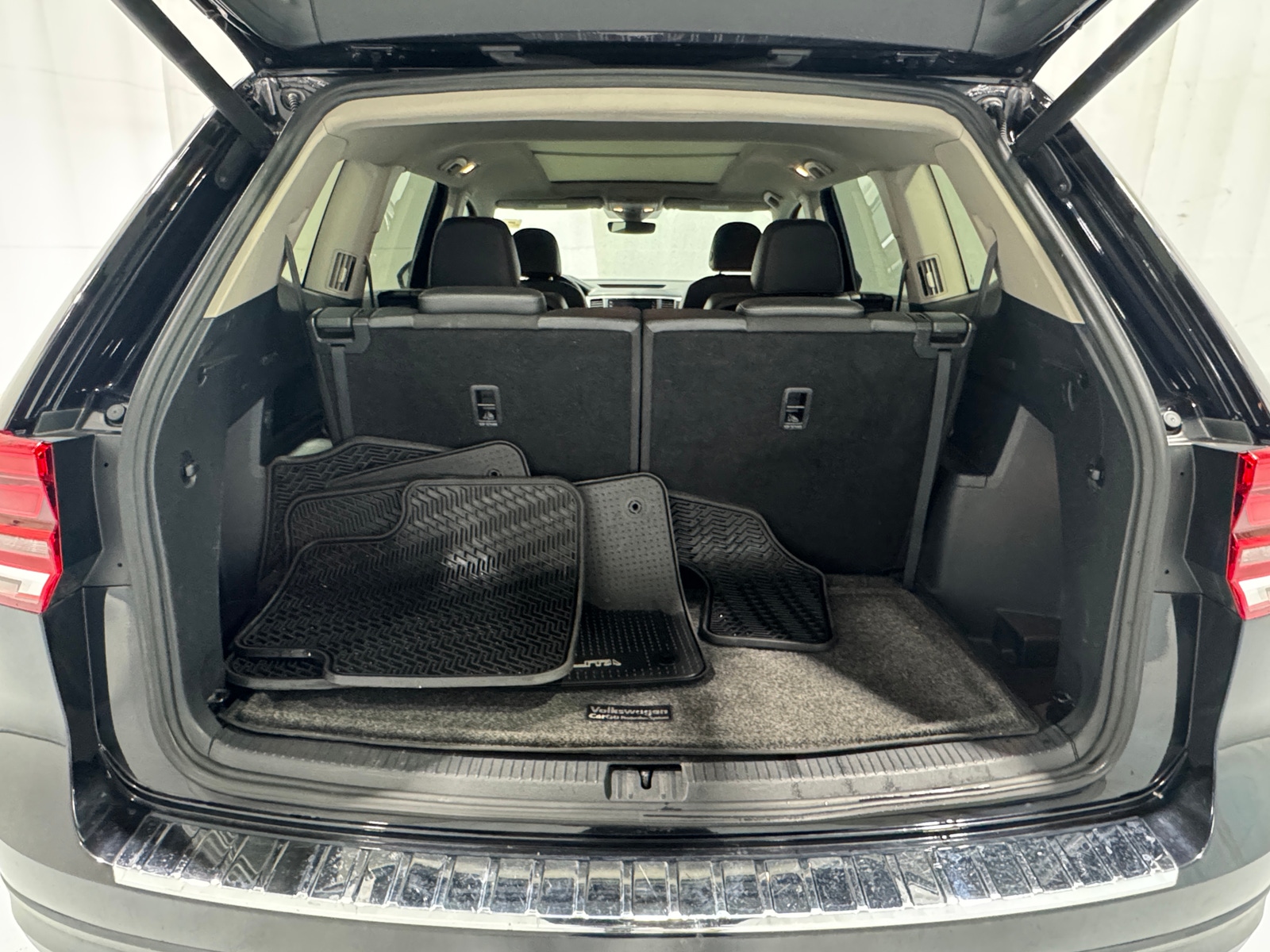 Thumbnail: 2019 Volkswagen Atlas - 6