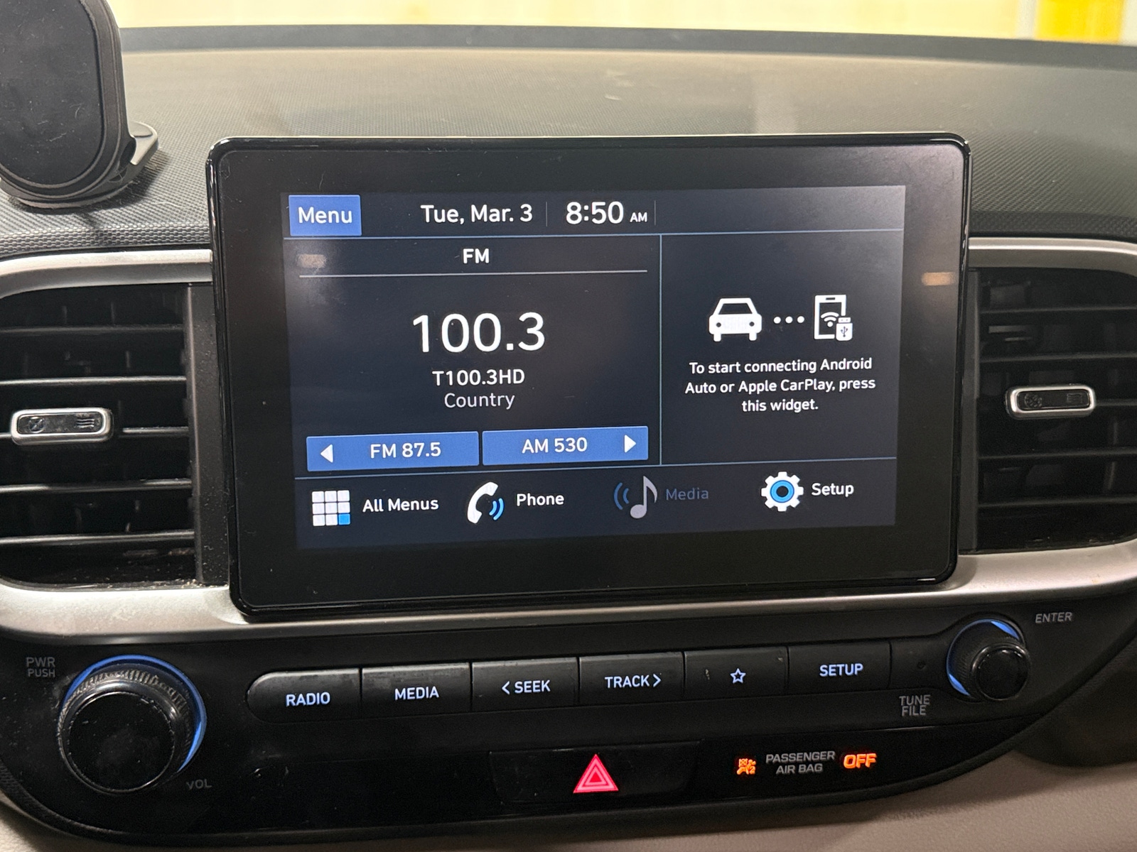 Thumbnail: 2022 Hyundai Venue - 4