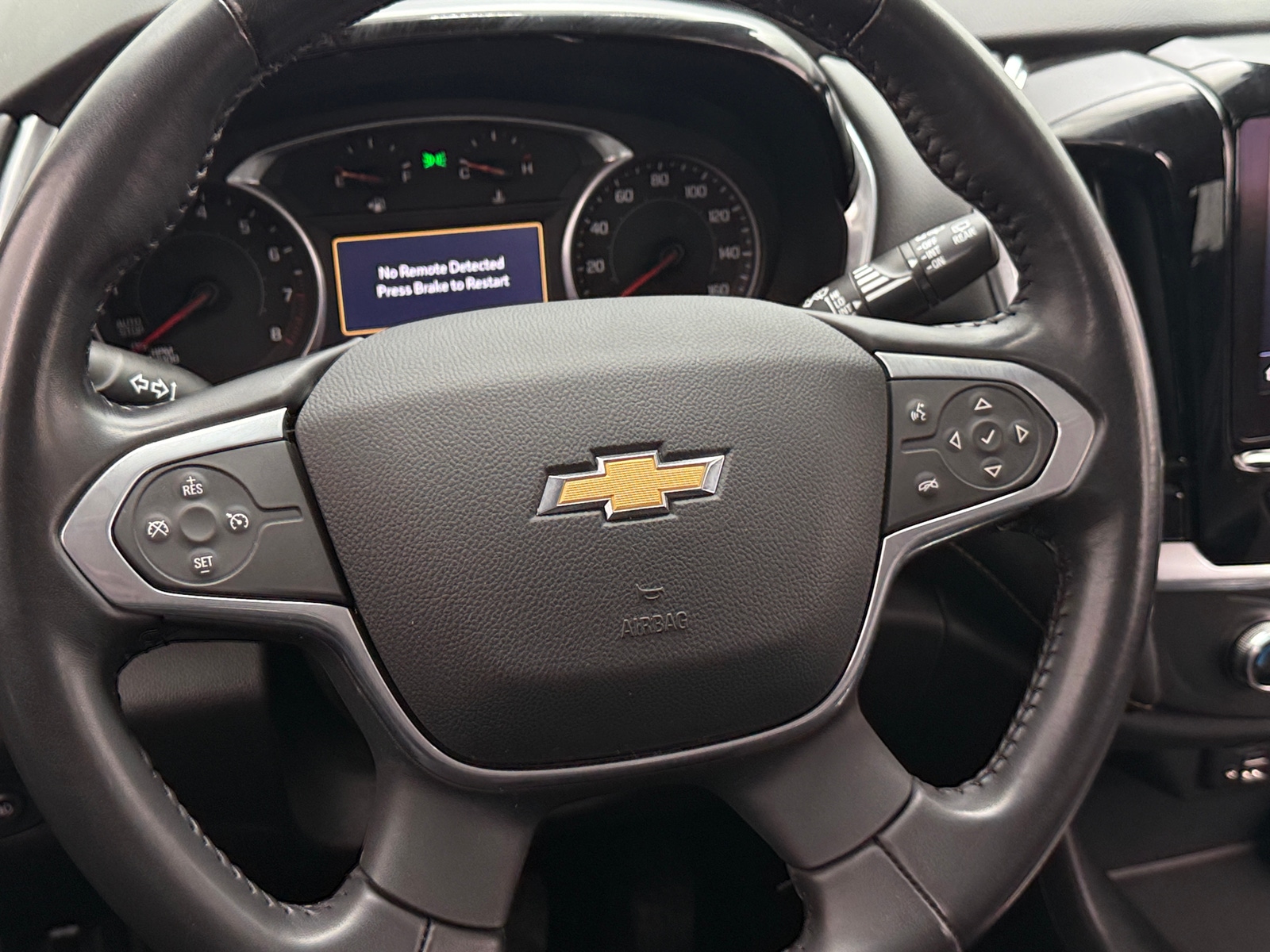 Thumbnail: 2021 Chevrolet Traverse - 4