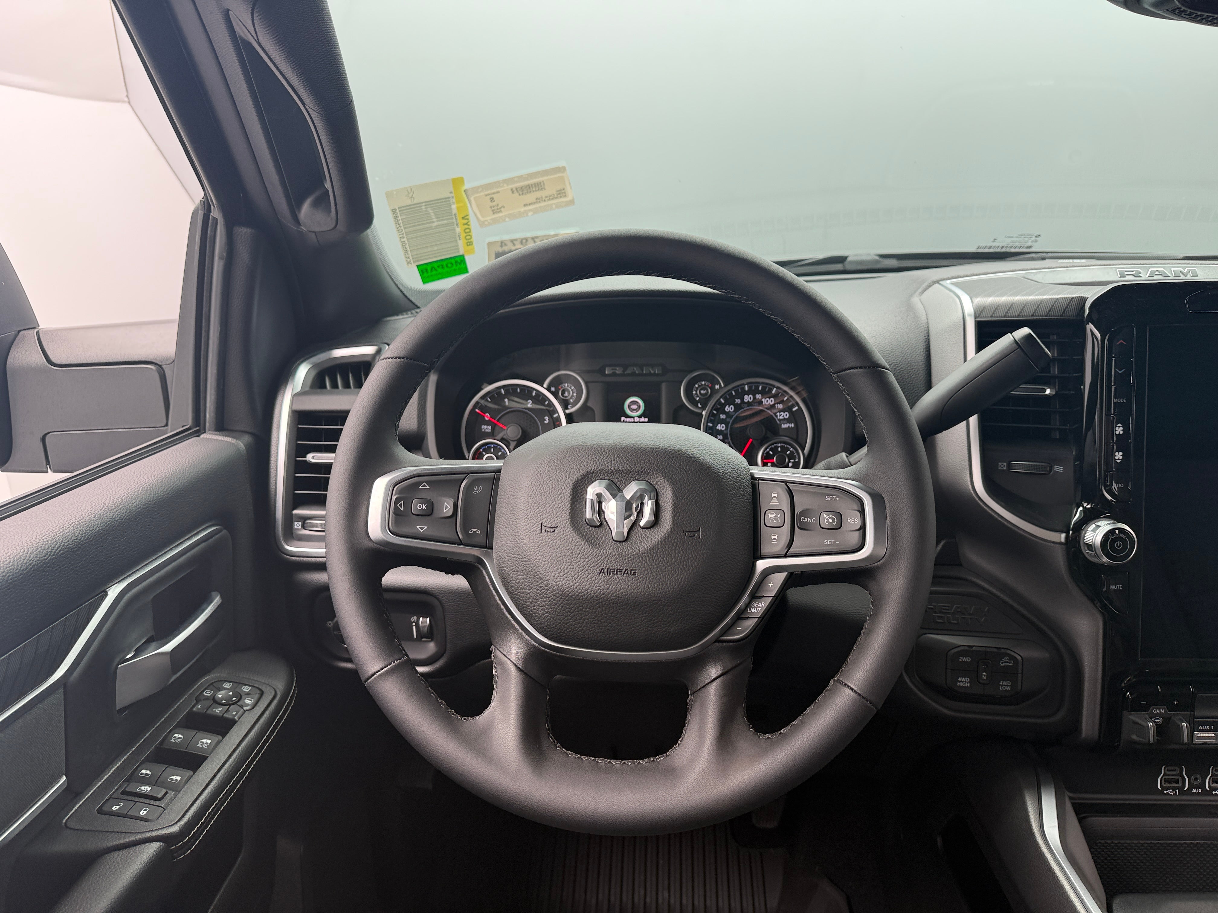 2026 RAM 2500 Big Horn - Photo 5