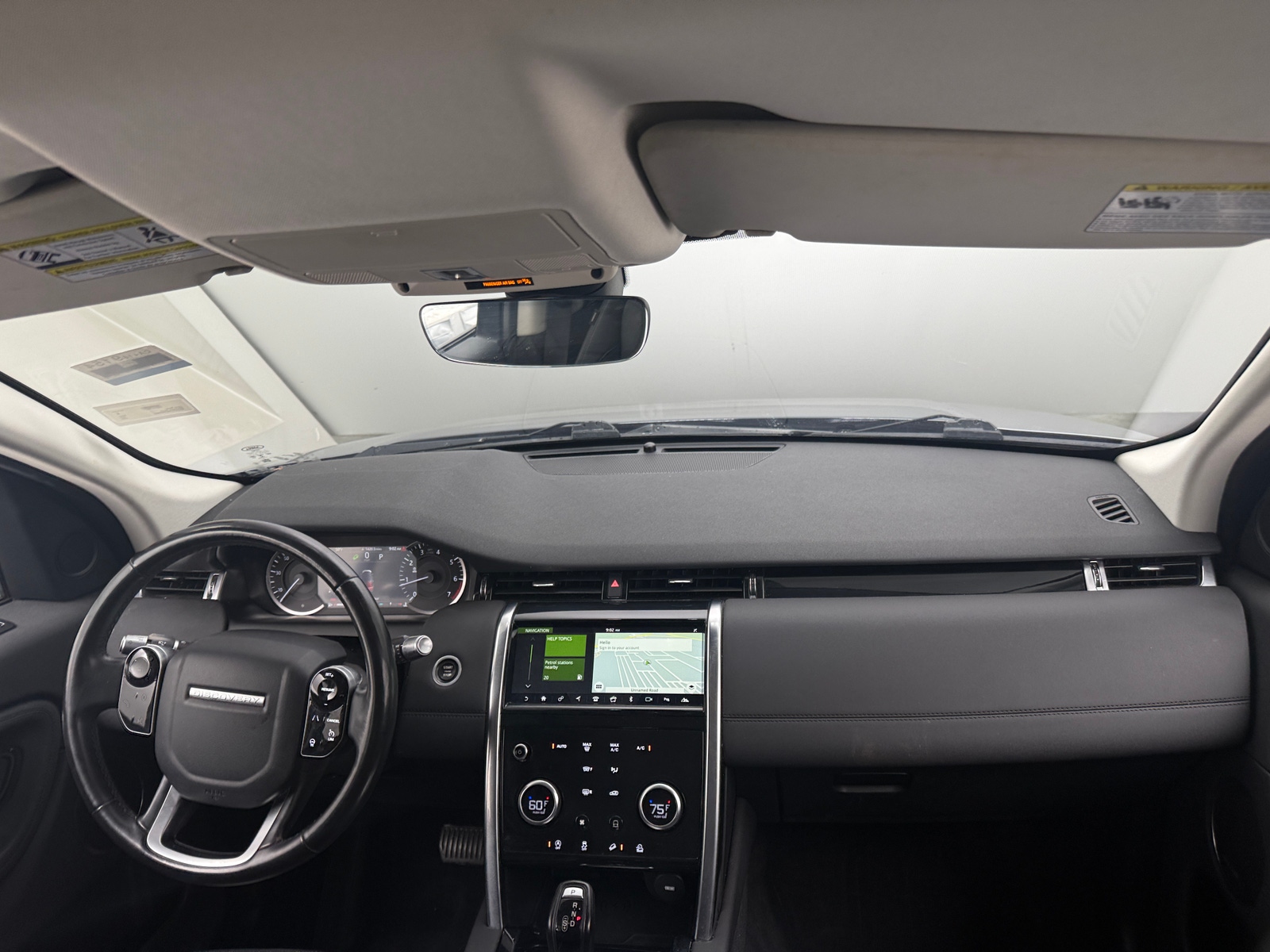 Thumbnail: 2020 Land Rover Discovery Sport - 2