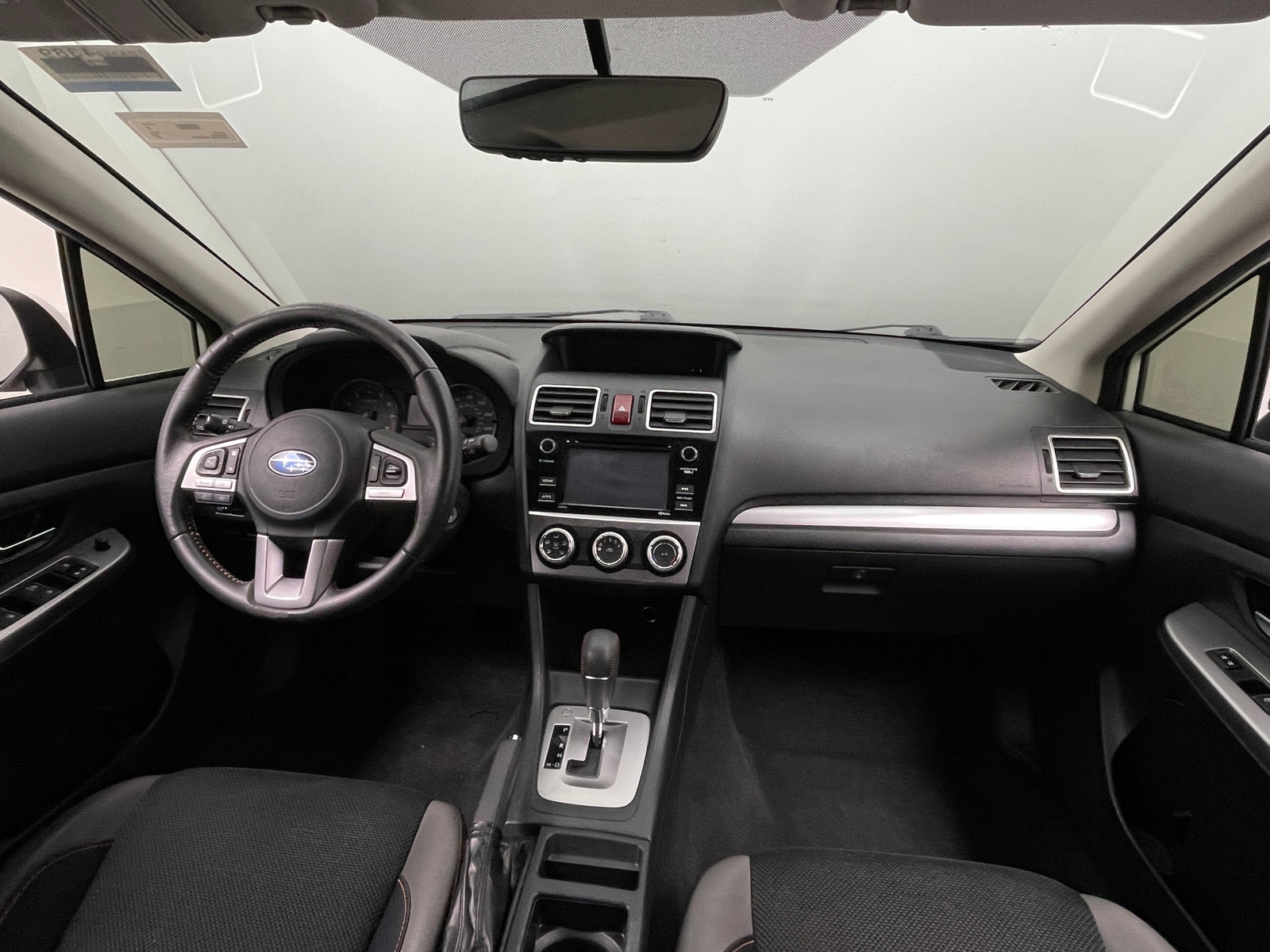 Thumbnail: 2017 Subaru Crosstrek - 3