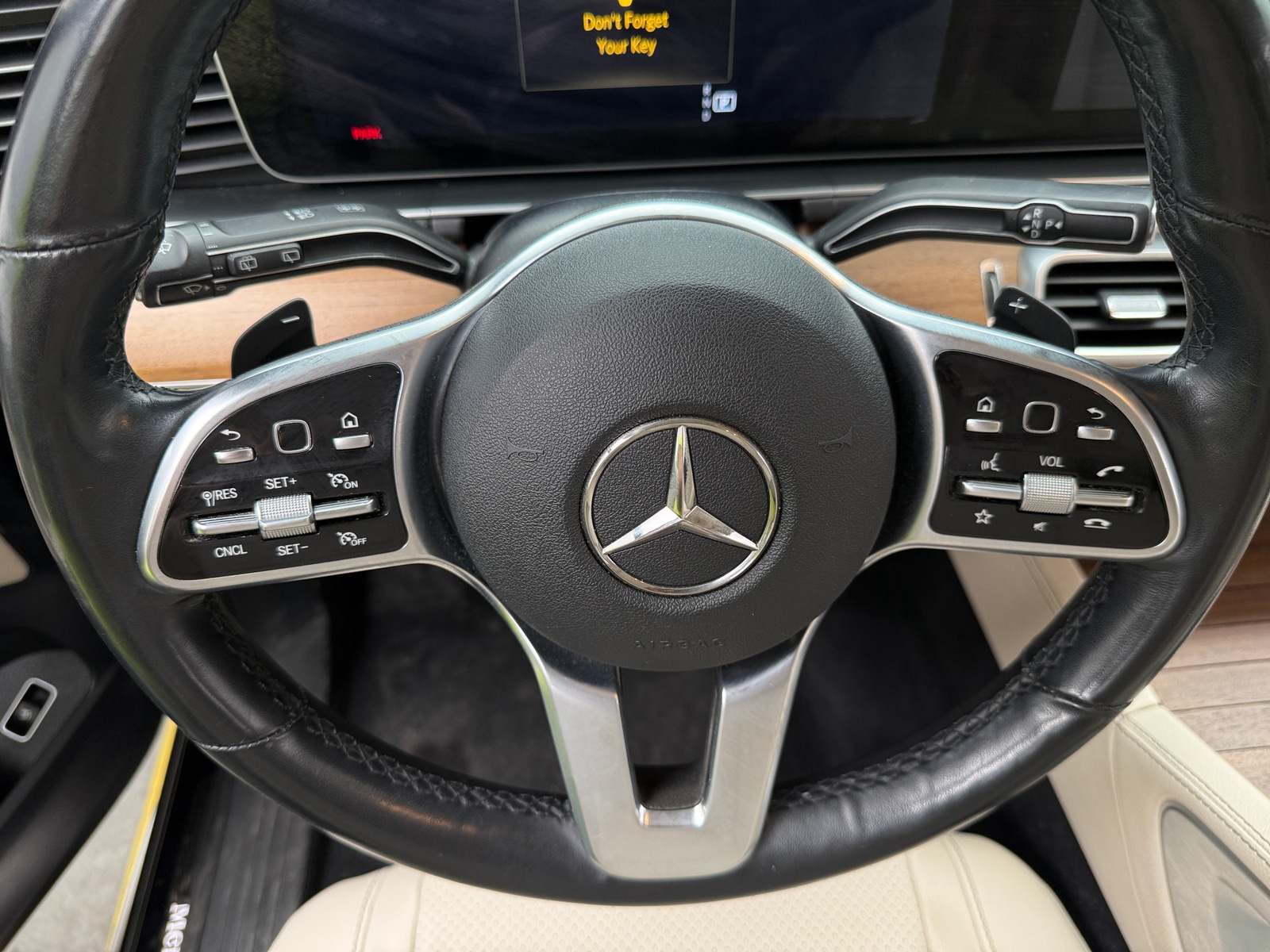 Thumbnail: 2022 Mercedes-Benz GLE - 4