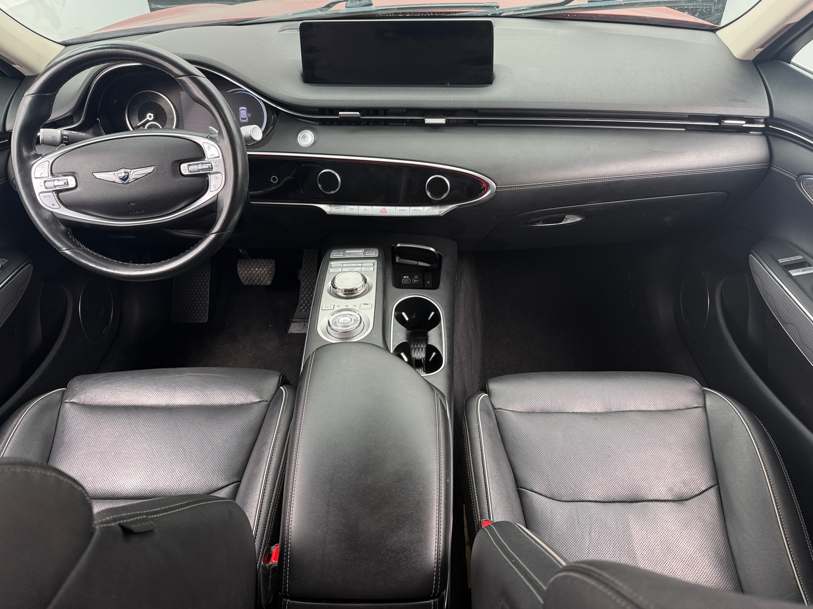 Thumbnail: 2022 Genesis GV70 - 2