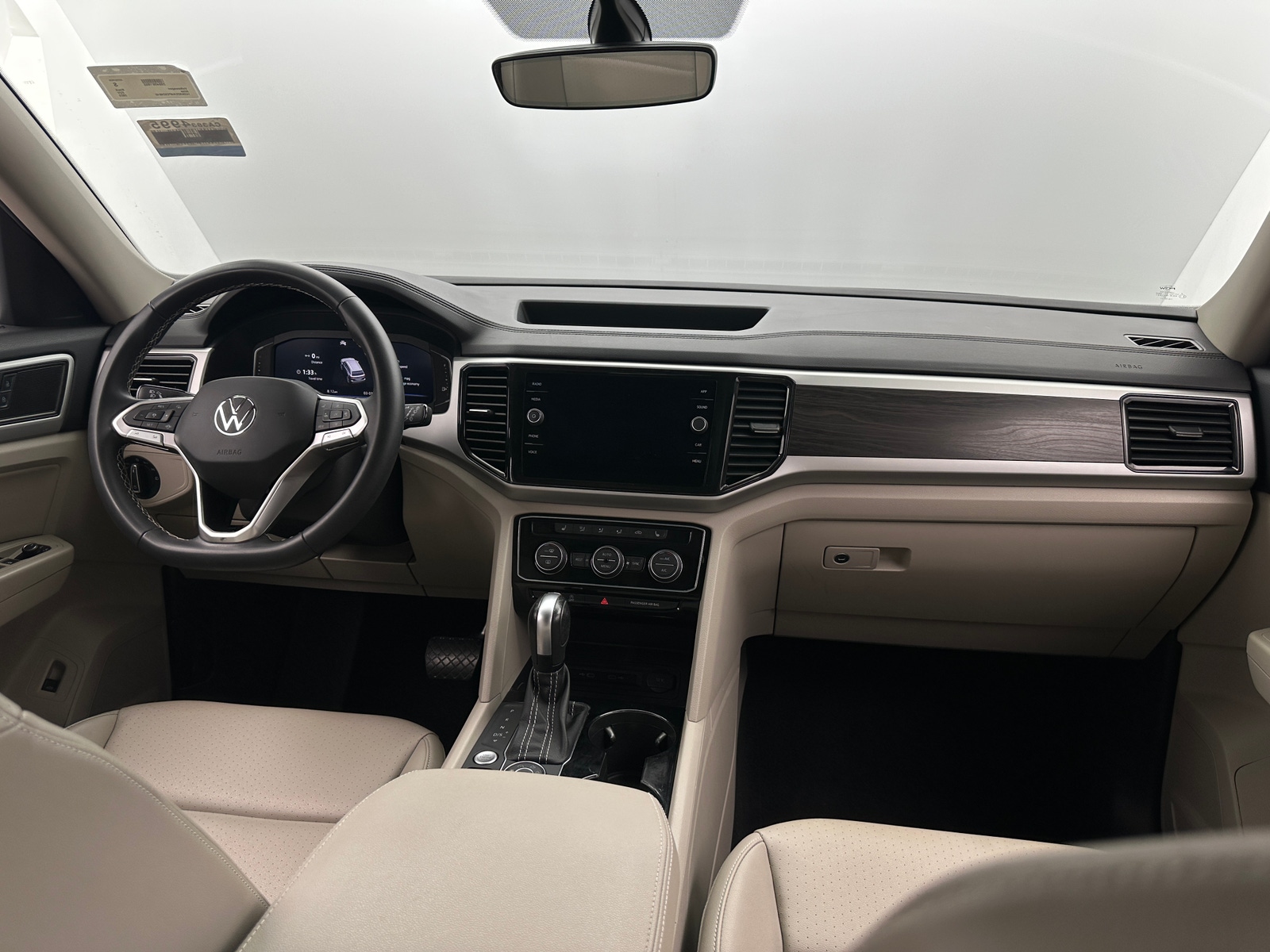 Thumbnail: 2023 Volkswagen Atlas - 2