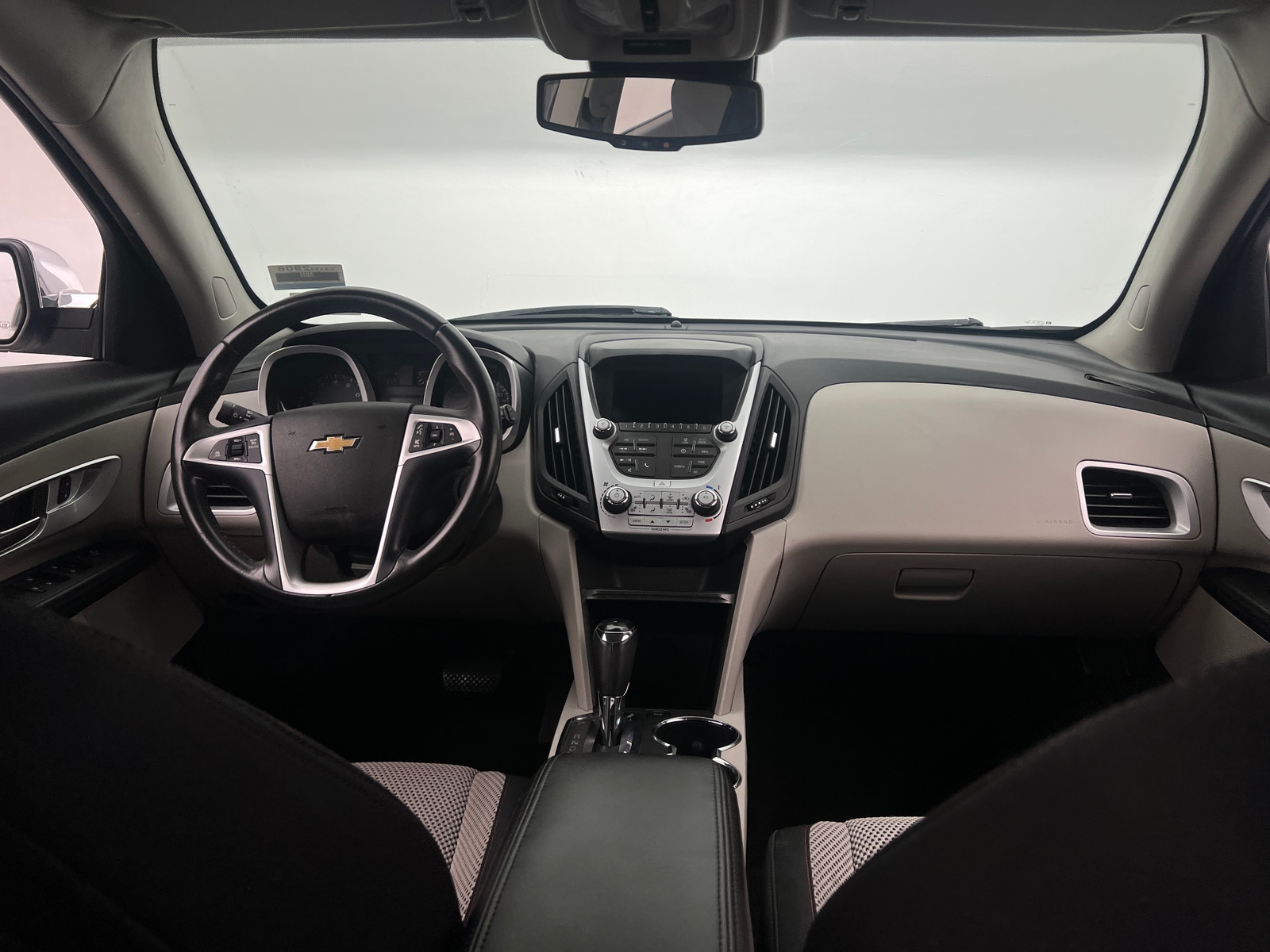Thumbnail: 2017 Chevrolet Equinox - 3
