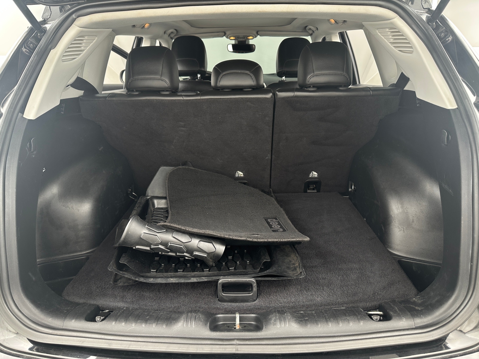 Thumbnail: 2018 Jeep Compass - 7