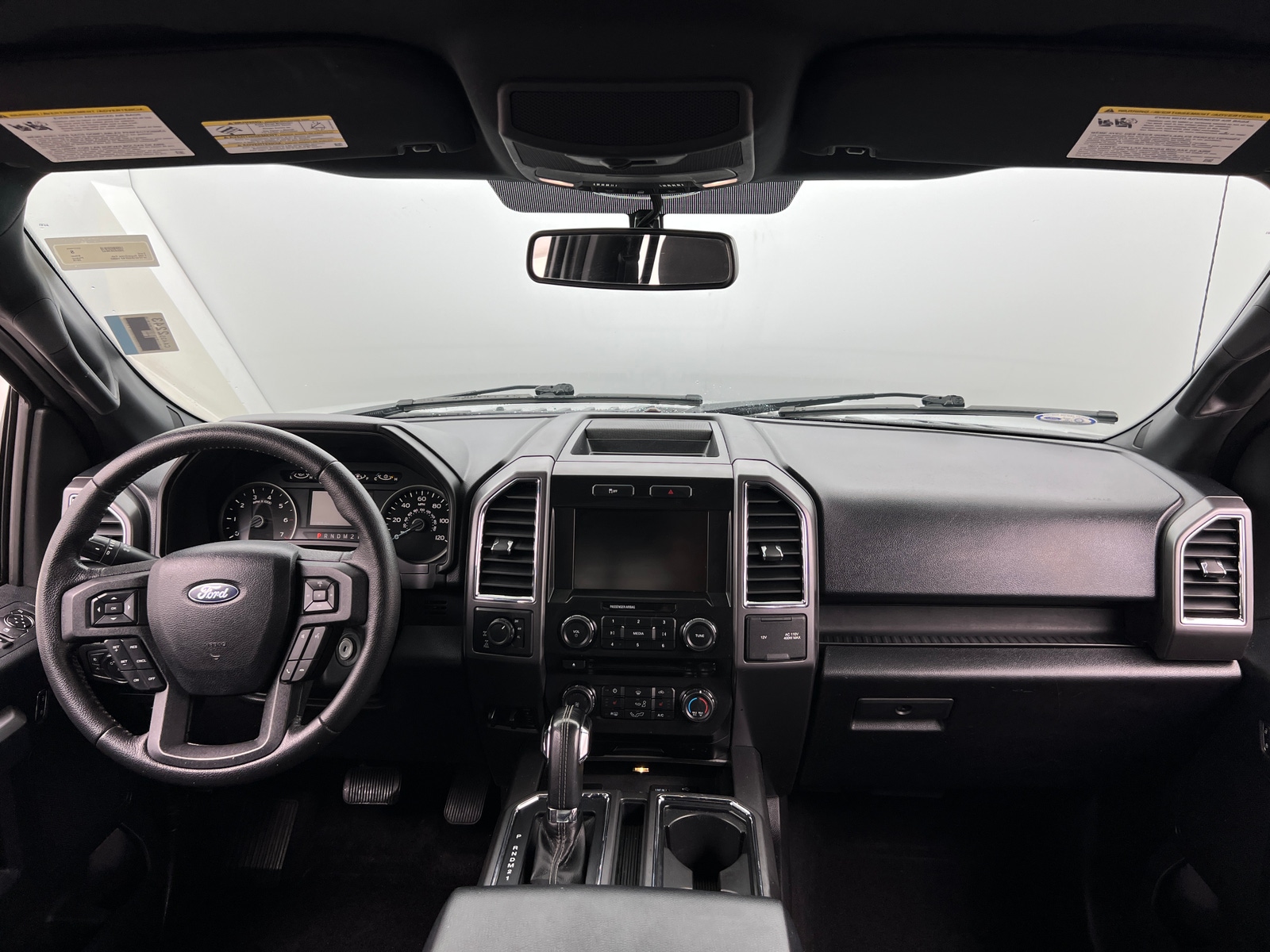 Thumbnail: 2015 Ford Econoline - 3