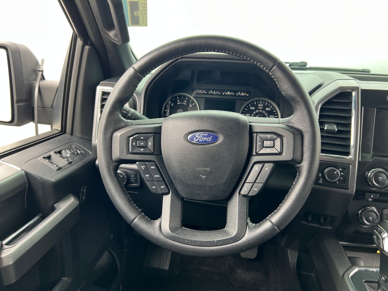 Thumbnail: 2015 Ford Econoline - 5