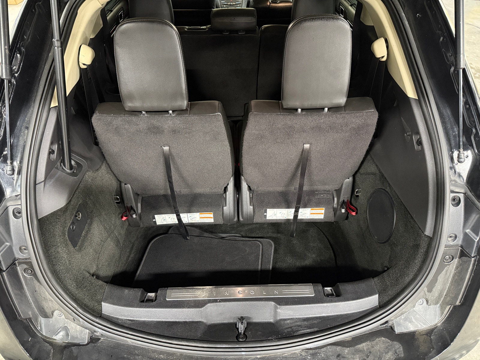 Thumbnail: 2014 Lincoln MKT - 6