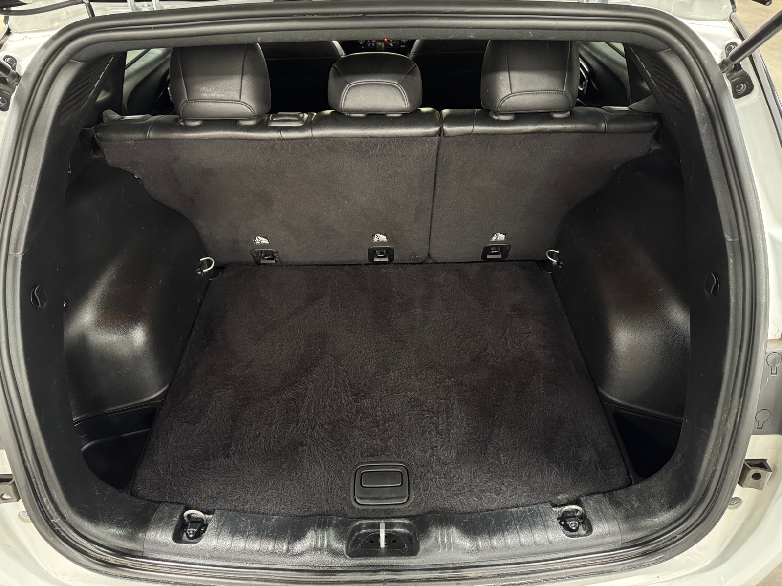 Thumbnail: 2023 Jeep Compass - 7