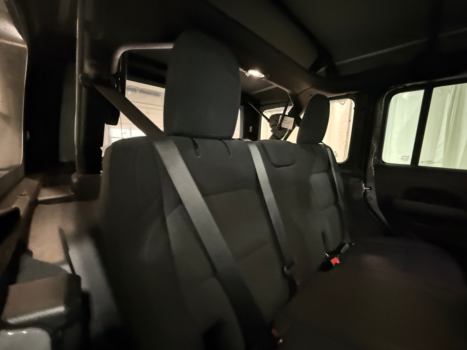 Thumbnail: 2022 Jeep Wrangler - 6