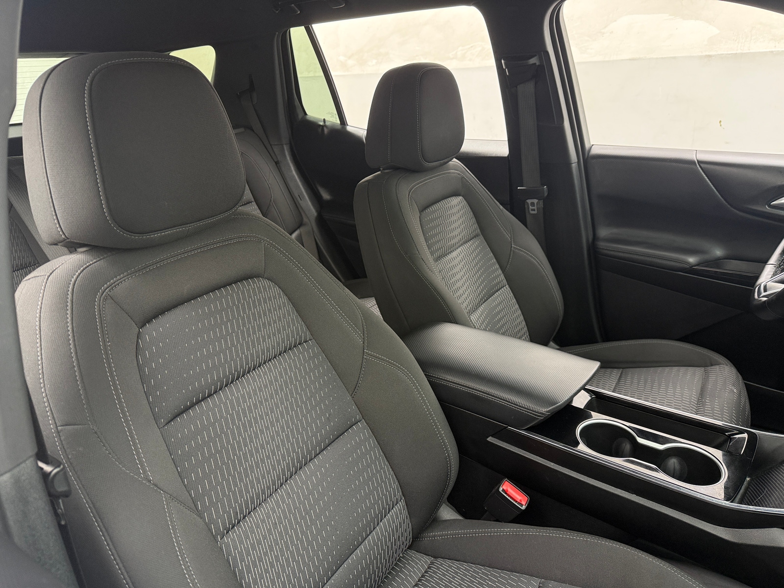 Thumbnail: 2025 Chevrolet Equinox - 2