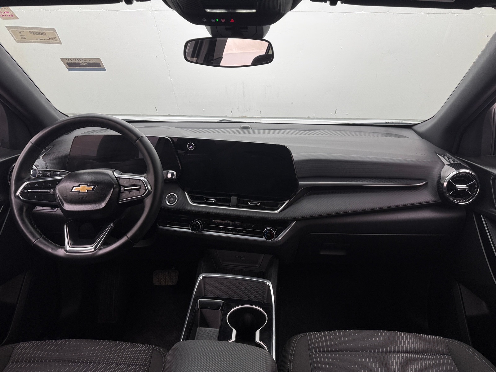 Thumbnail: 2025 Chevrolet Equinox - 3