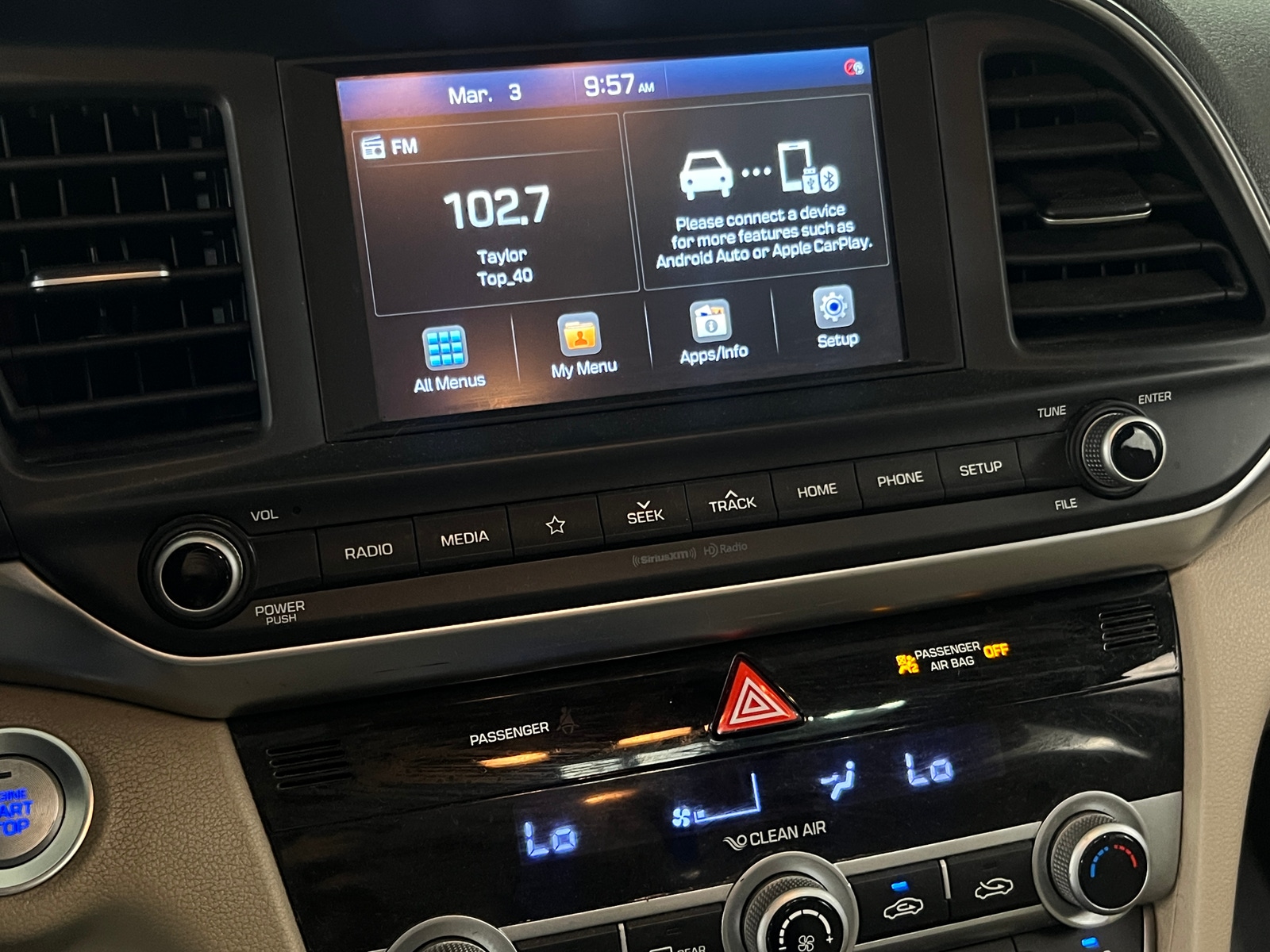 Thumbnail: 2020 Hyundai Elantra - 4