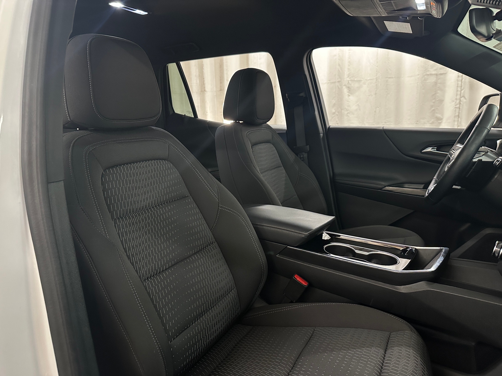 Thumbnail: 2025 Chevrolet Equinox - 2