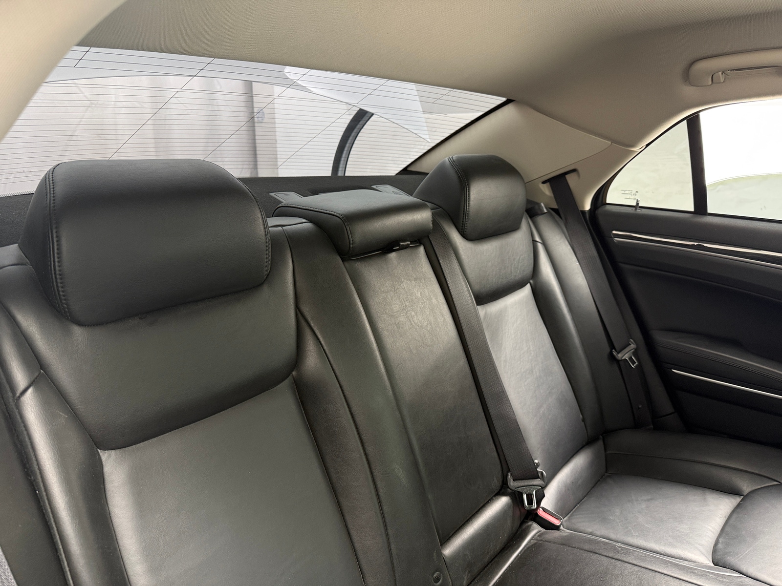 Thumbnail: 2022 Chrysler 300 - 5