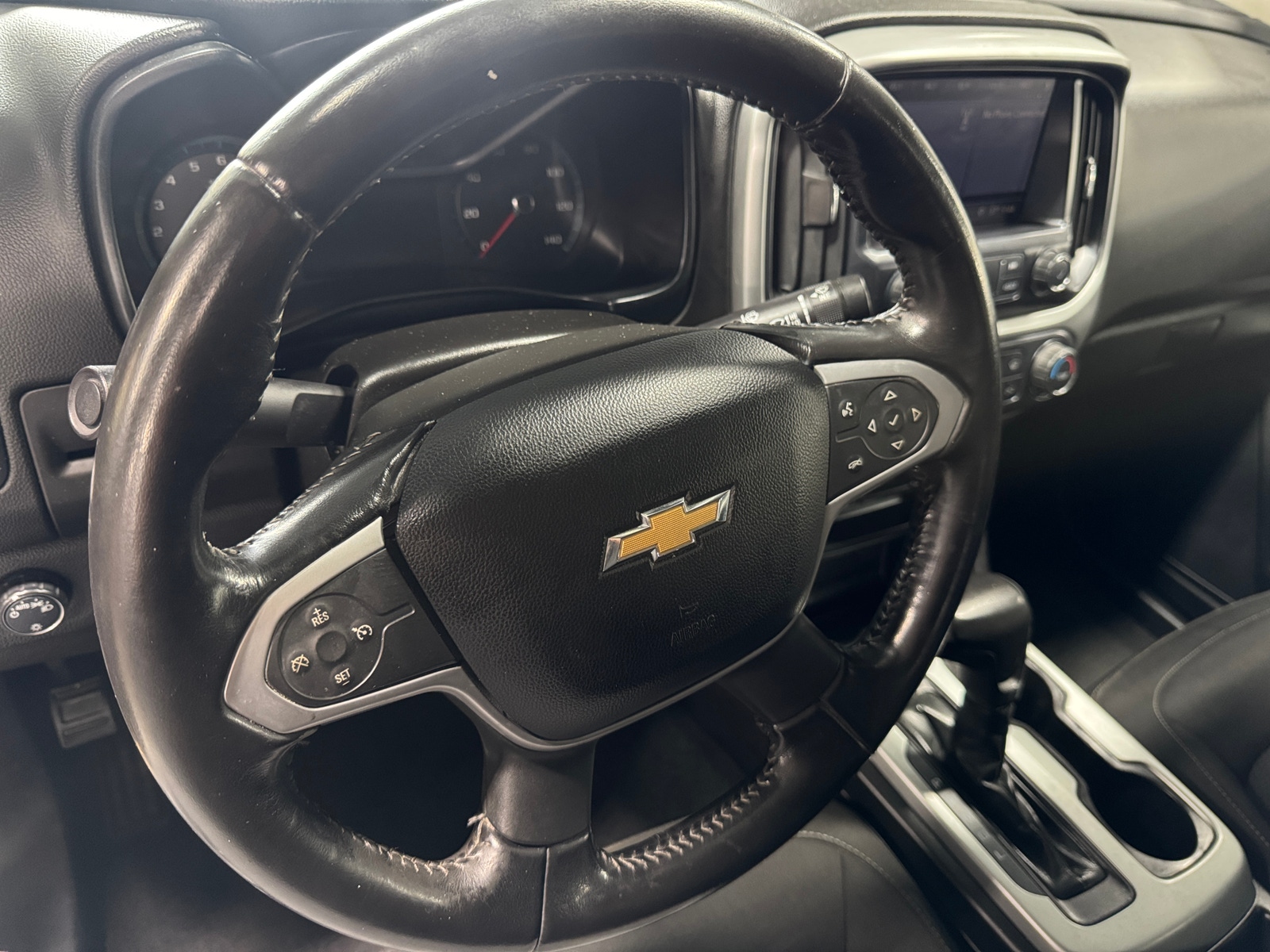 Thumbnail: 2019 Chevrolet Colorado - 5