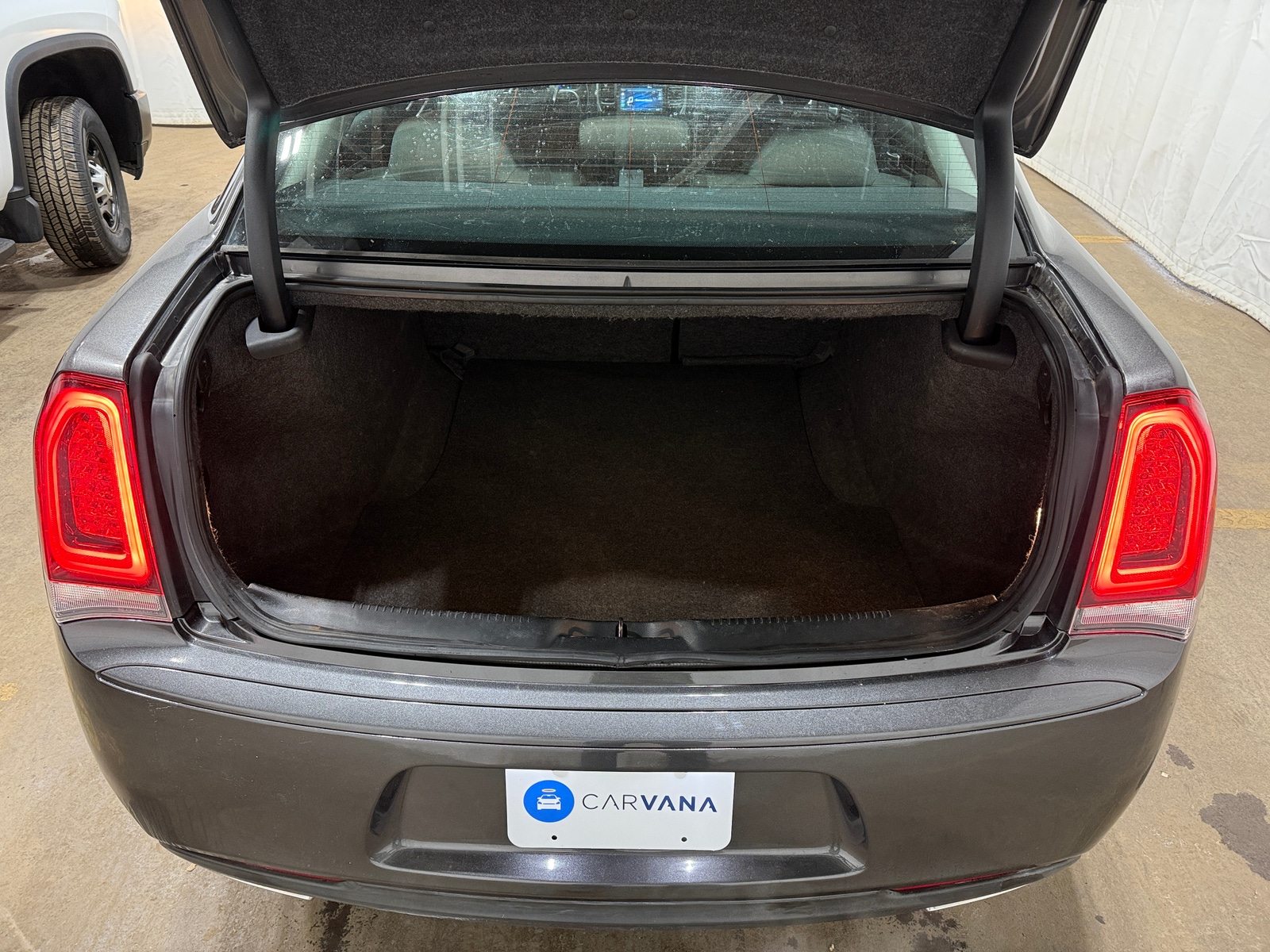 Thumbnail: 2018 Chrysler 300 - 7