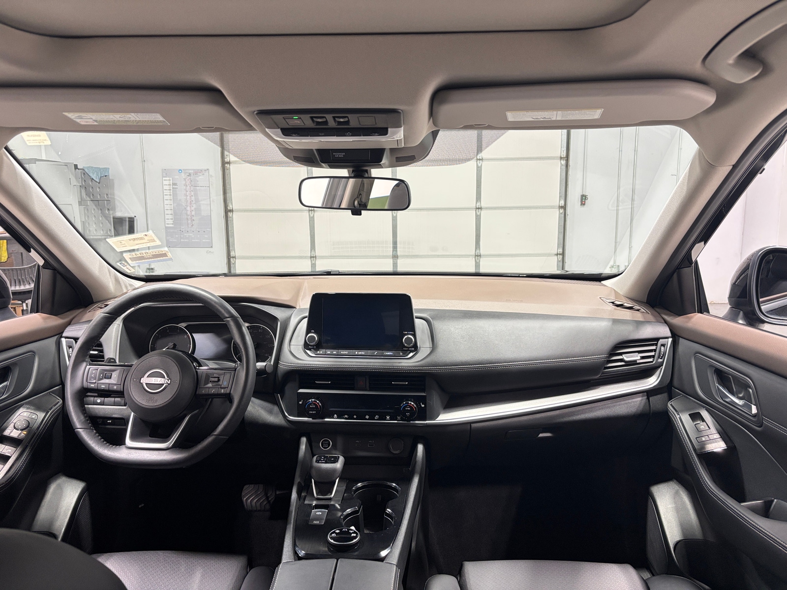 Thumbnail: 2023 Nissan Rogue - 3